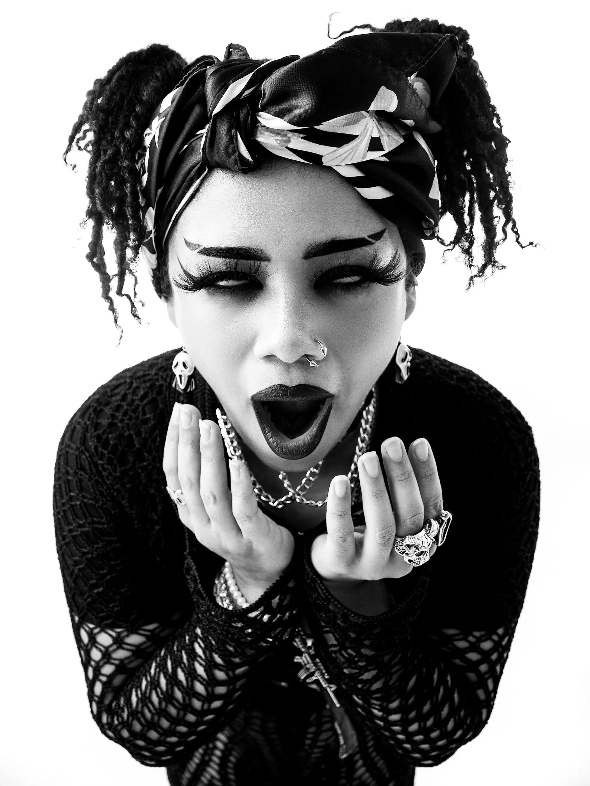 Everything is Black and a White-2_051328.jpg