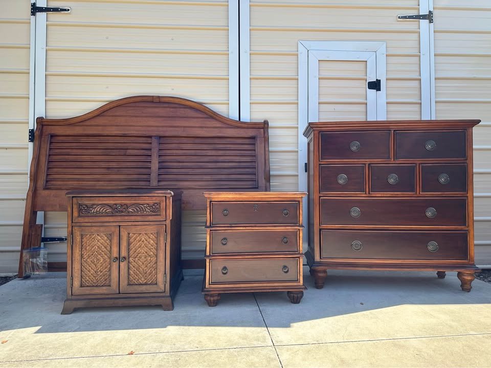 Tommy Bahama King Bedroom Set