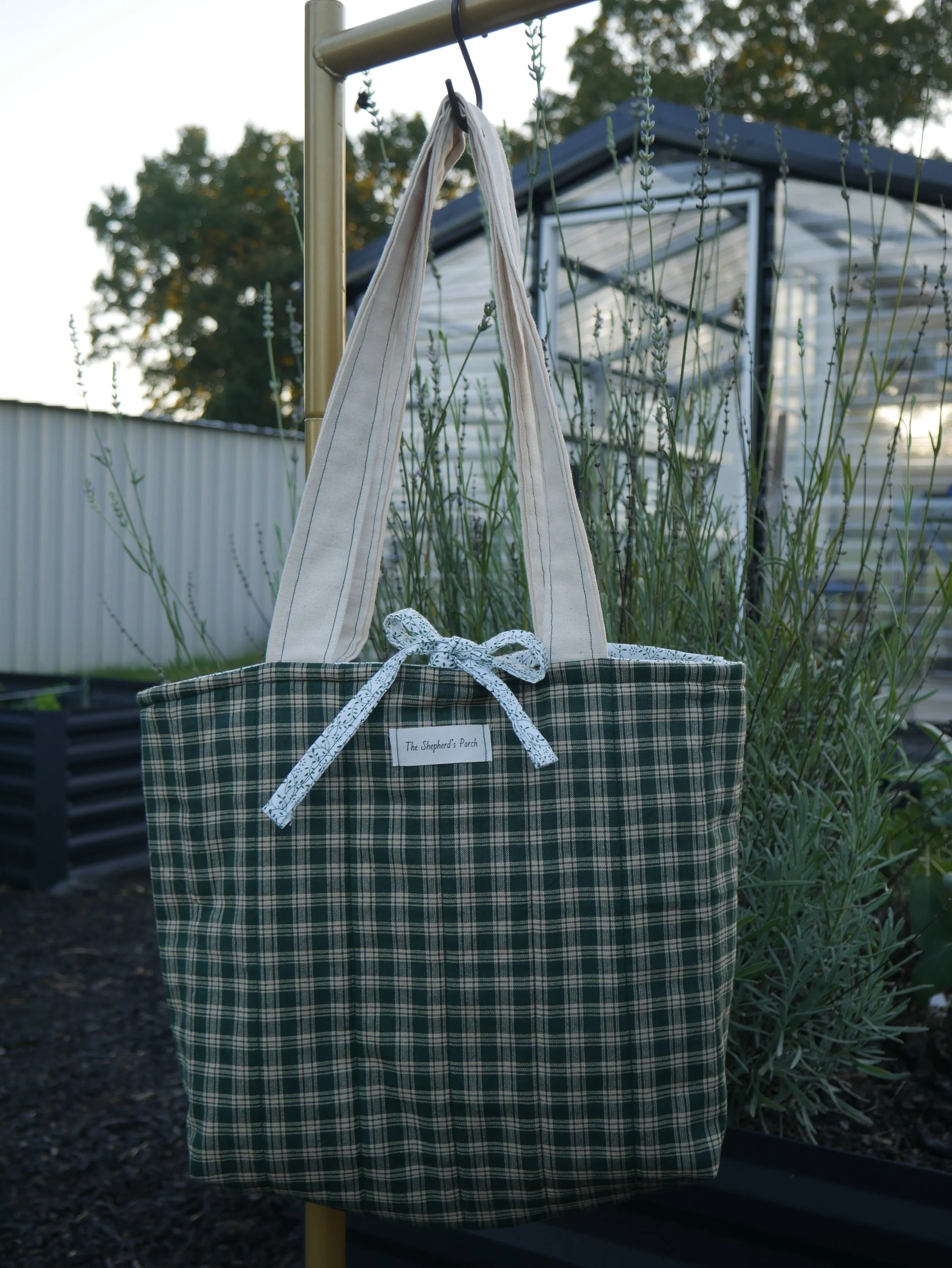 Tote Bag: The Harvest Collection (Matthew 9:335-38)