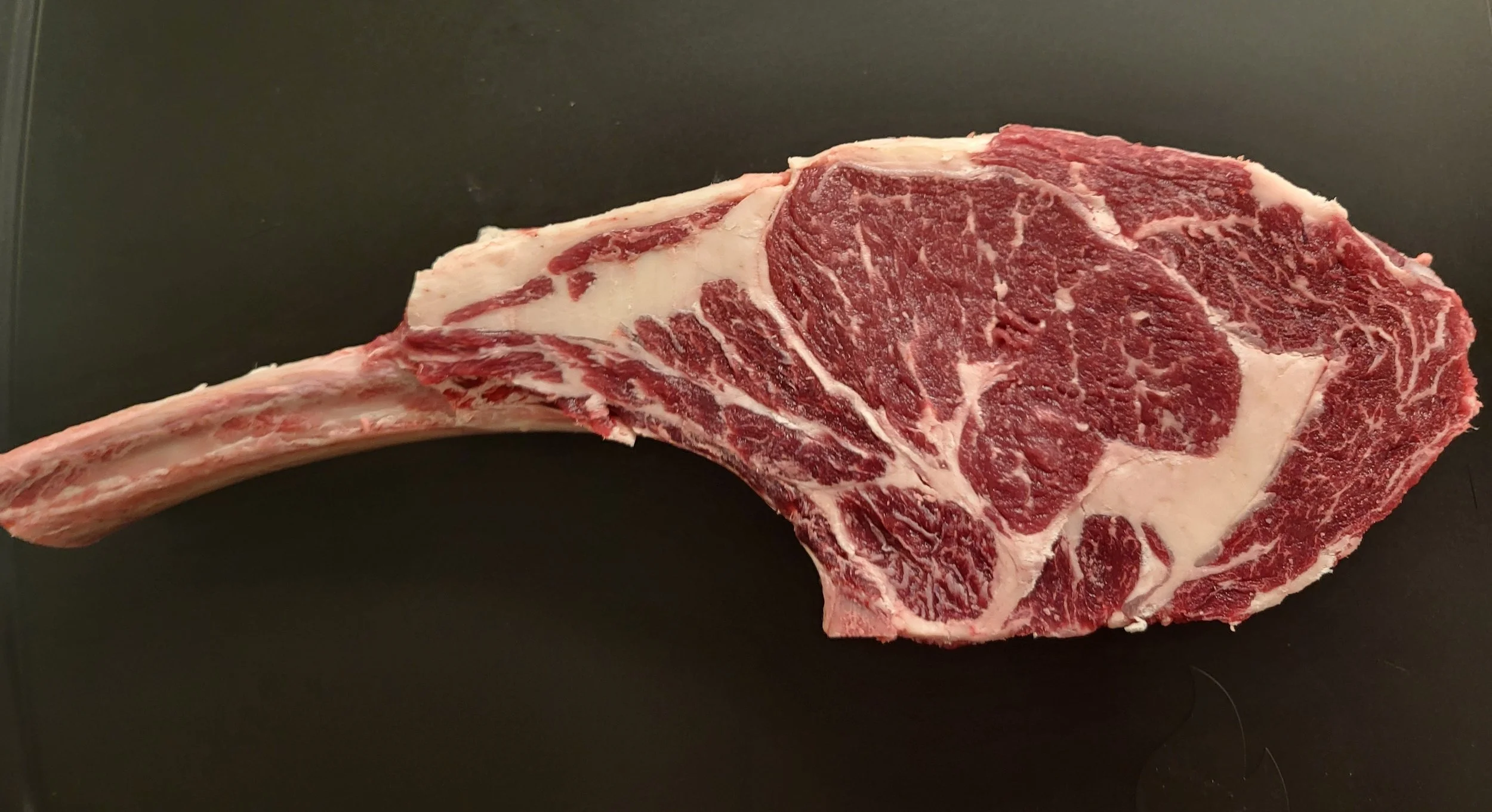 Tomahawk Steak