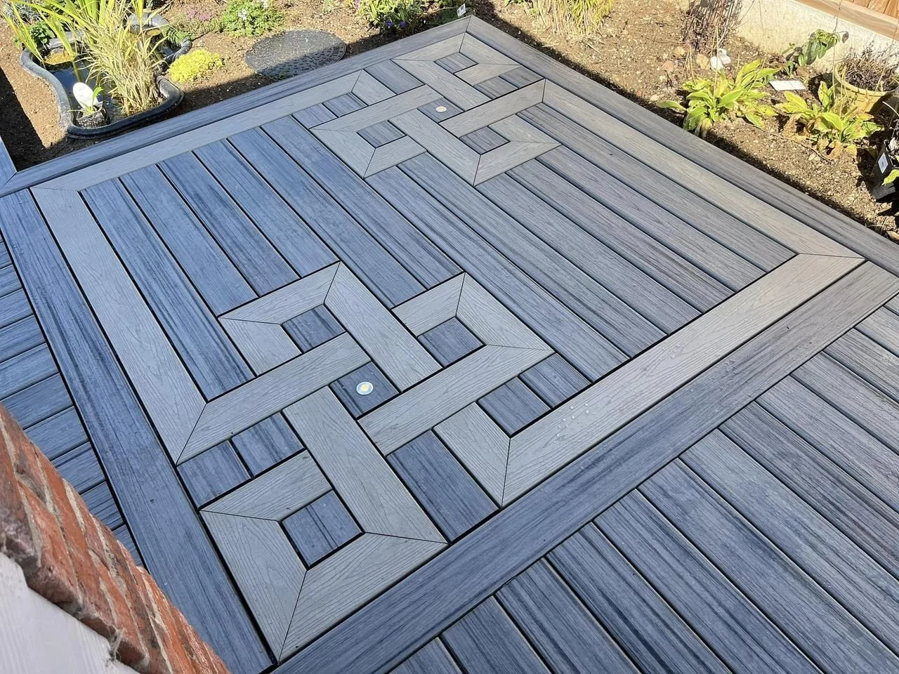 composite deck with decorative inlay design