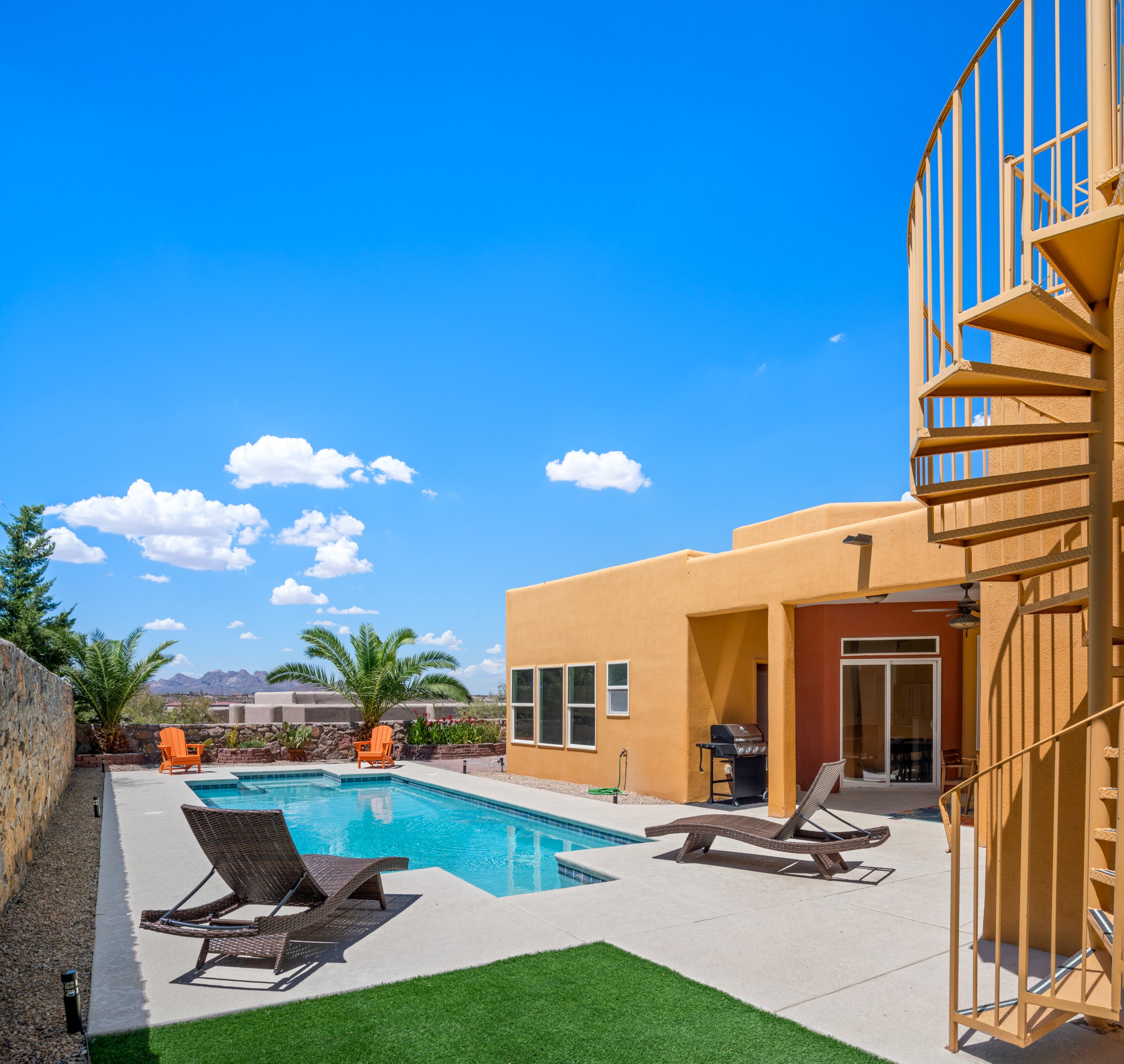 MLS Camera Guy-55.jpg