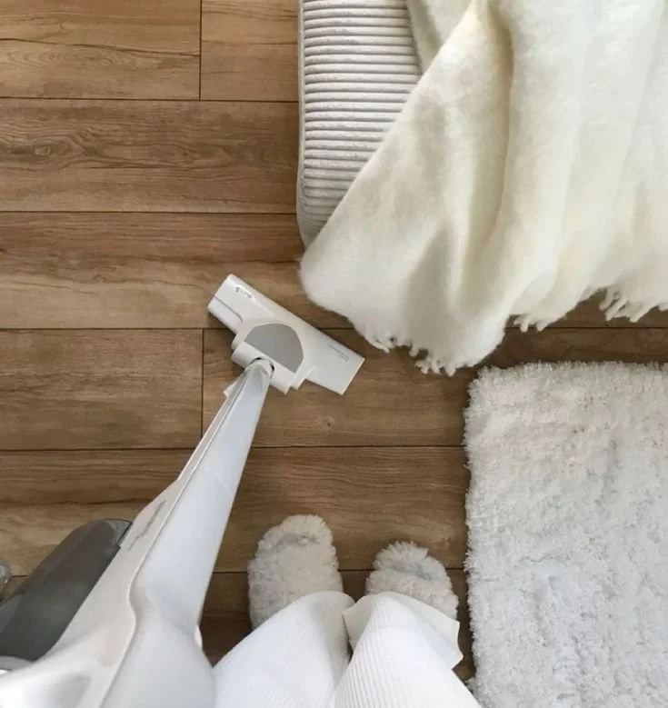 Studio + 1 Bathroom – Standard Cleaning