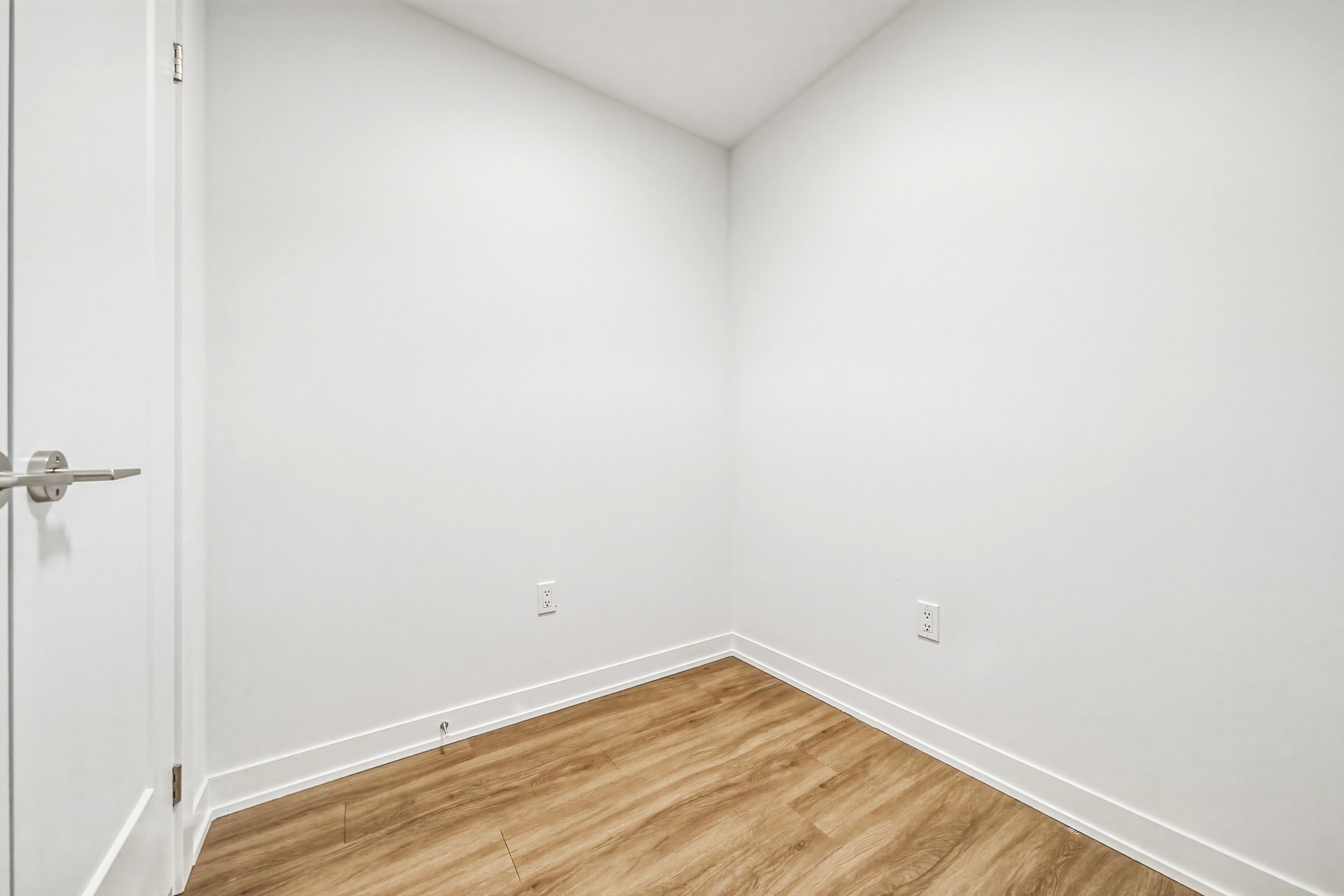 Canyon - 155 Greenbrier Road - 5.jpg