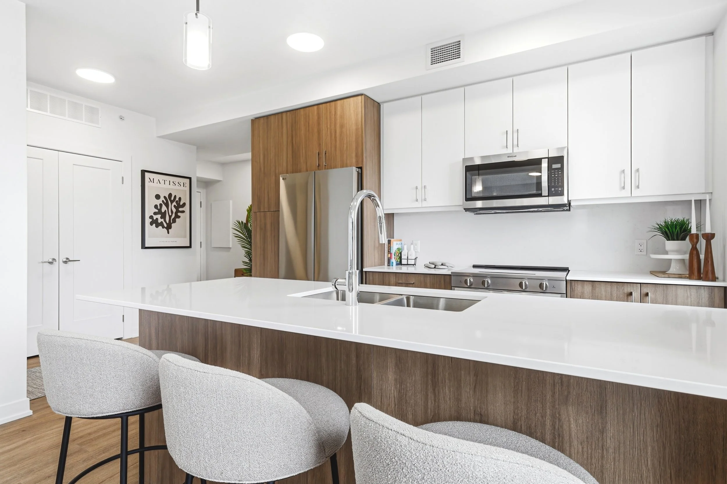 6-Summit - 155 Greenbrier Road, Cambridge.jpg