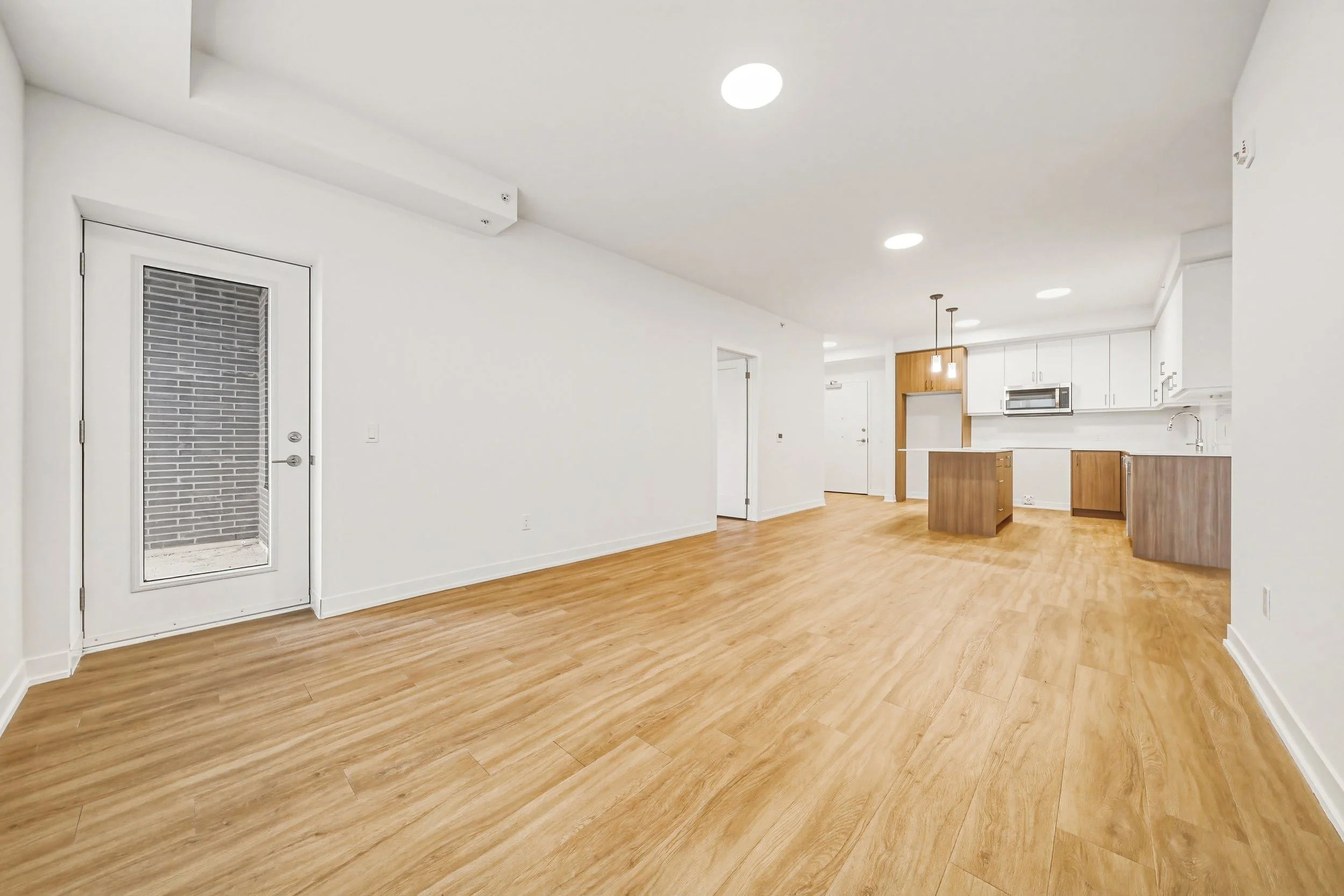 9-Regal - 155 Greenbrier Road, Cambridge.jpg