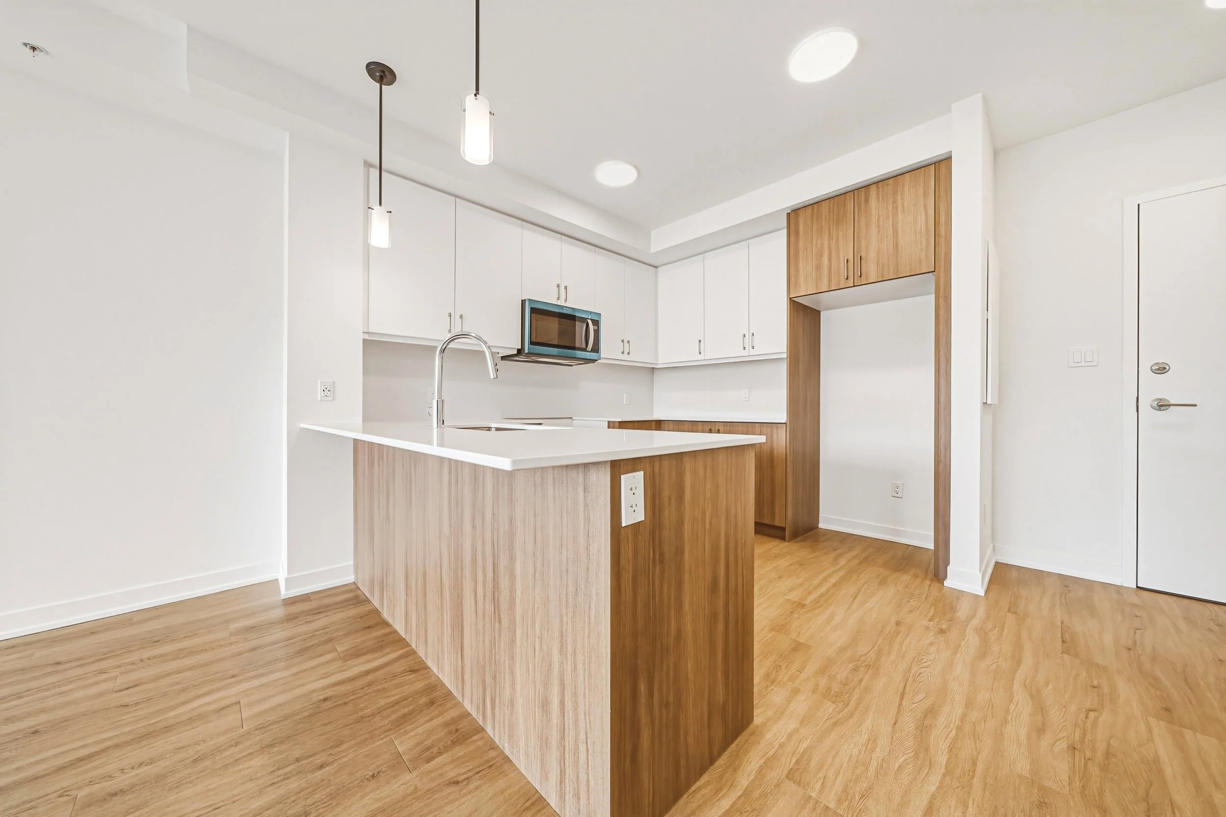 2-Valley - 155 Greenbrier Road, Cambridge.jpg