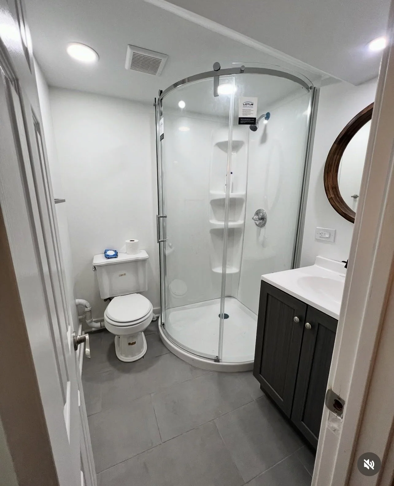 bath2.jpg