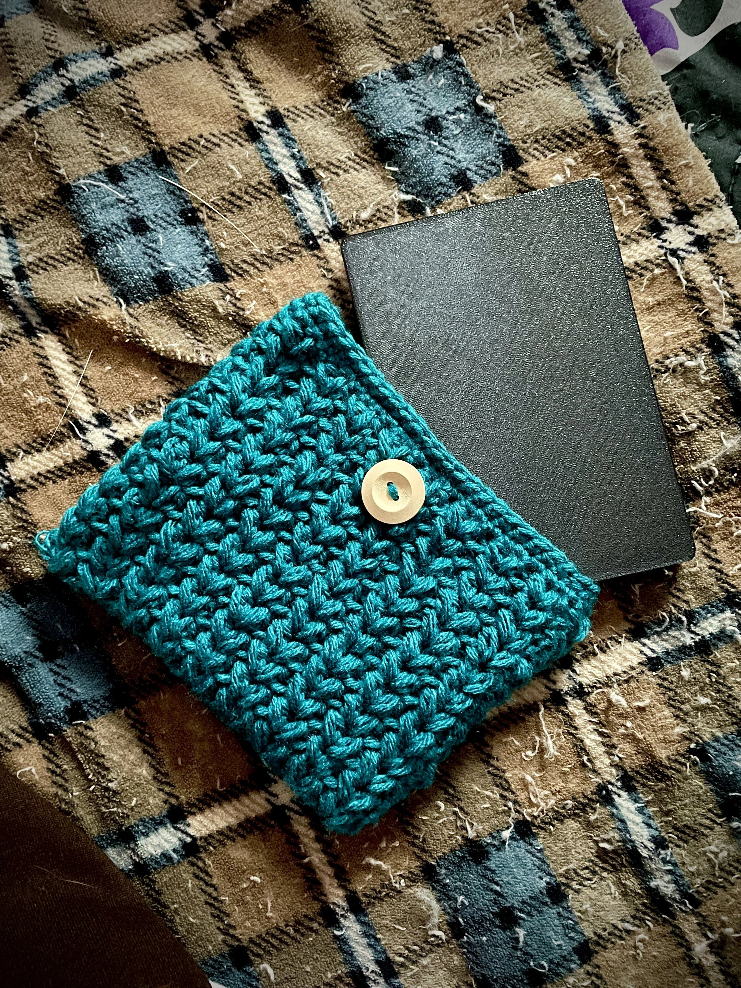 figured out a new type of kindle sleeve