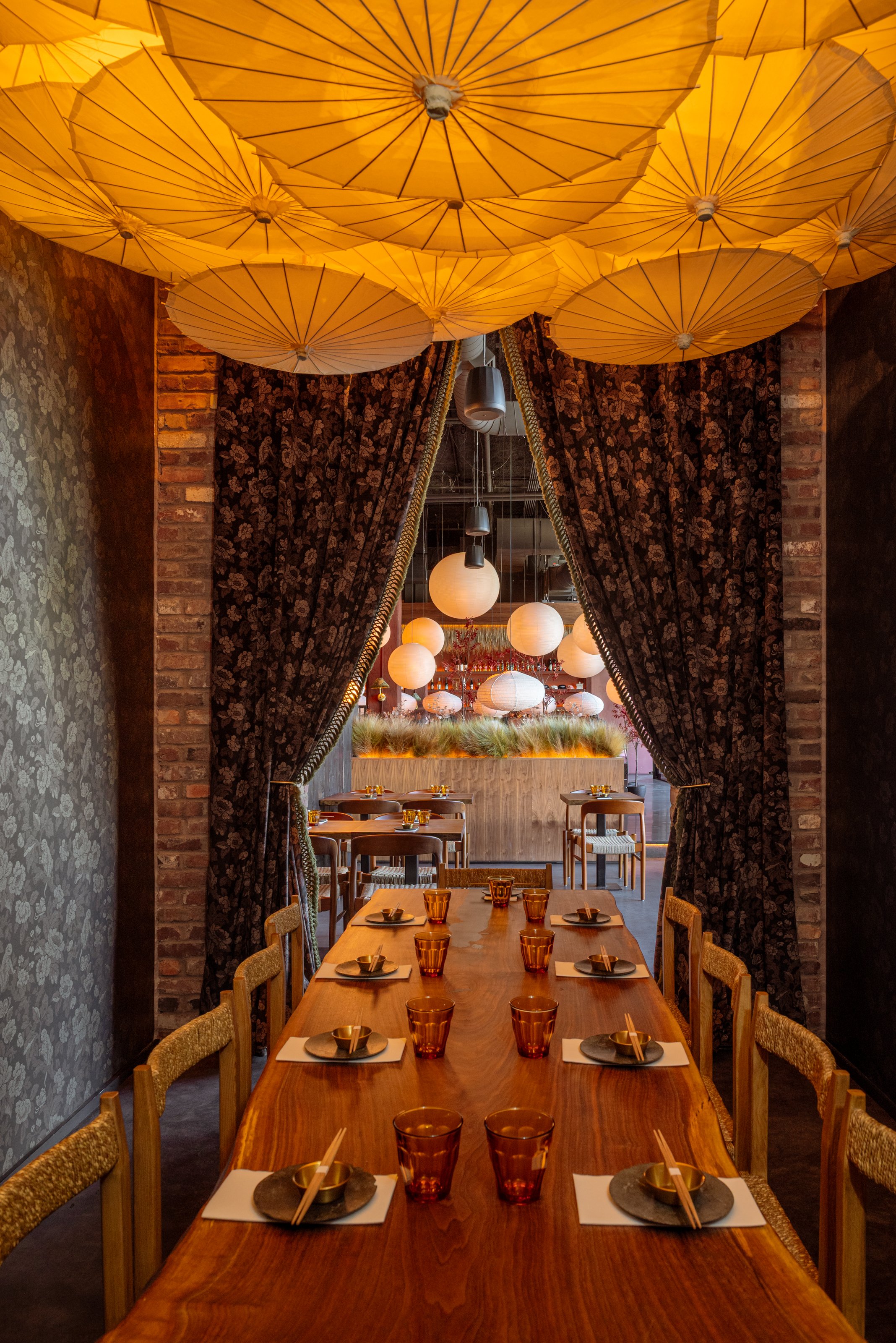 Remick-Architecture-Sushi-Row-Understood-Spaces-Nashville-Architecture-Photographer-7555.jpg