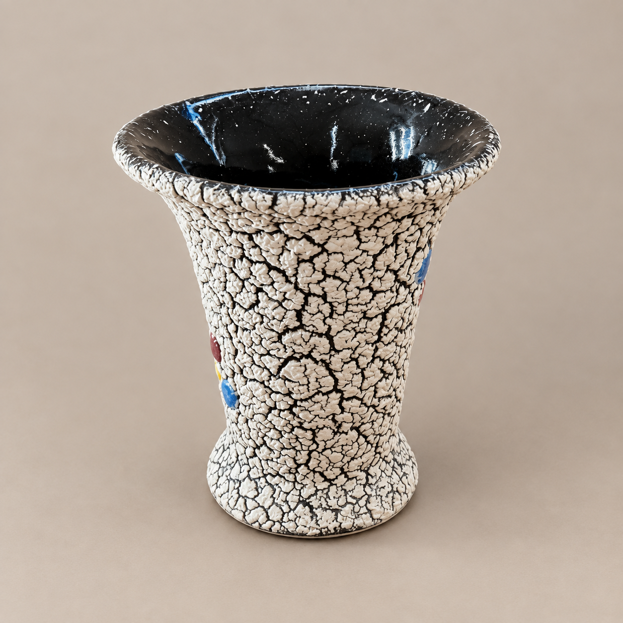 Jopeko Black & White Shrink-Glaze Vase 2.png