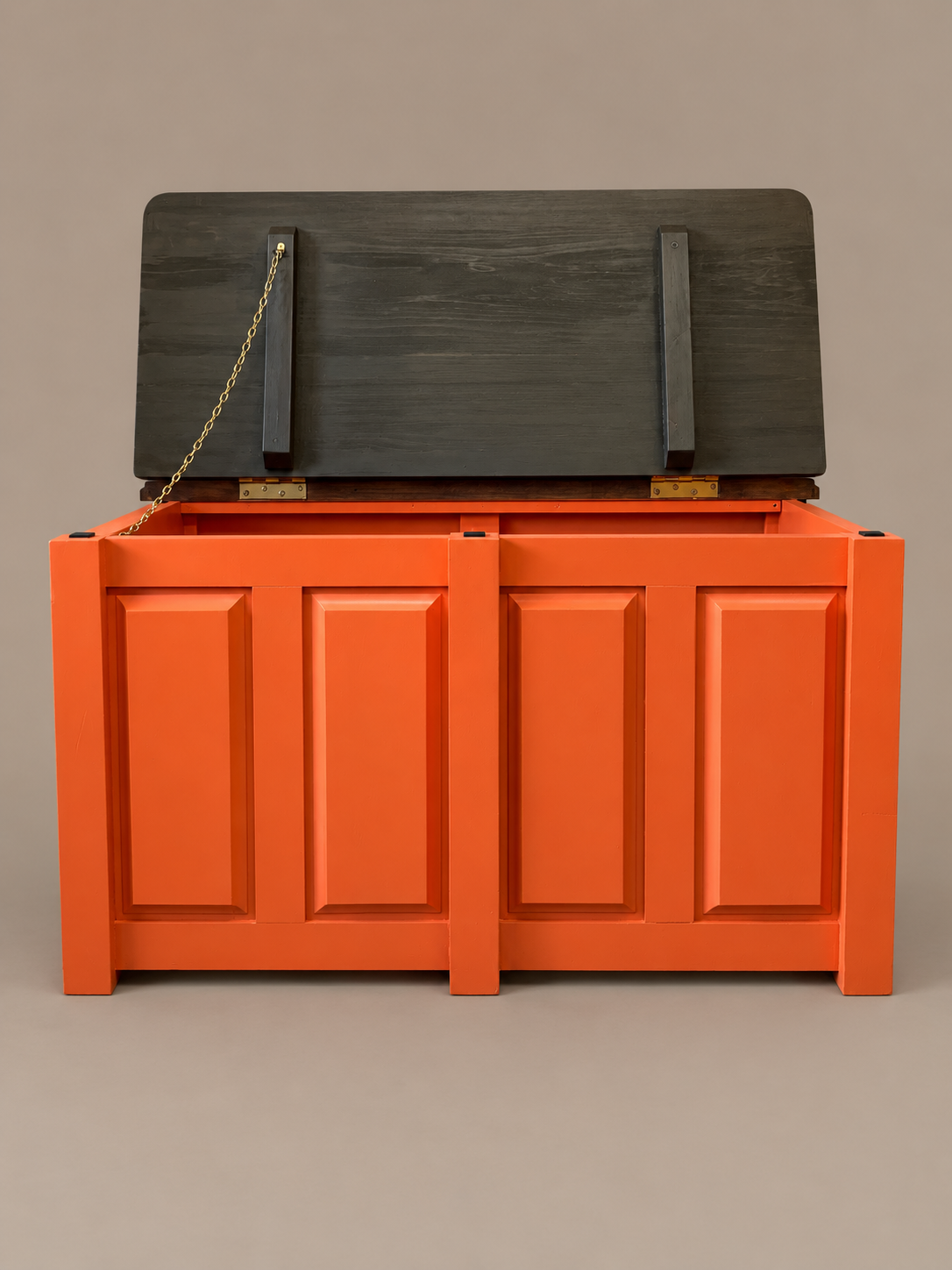 Refinished Vintage Coffer.png