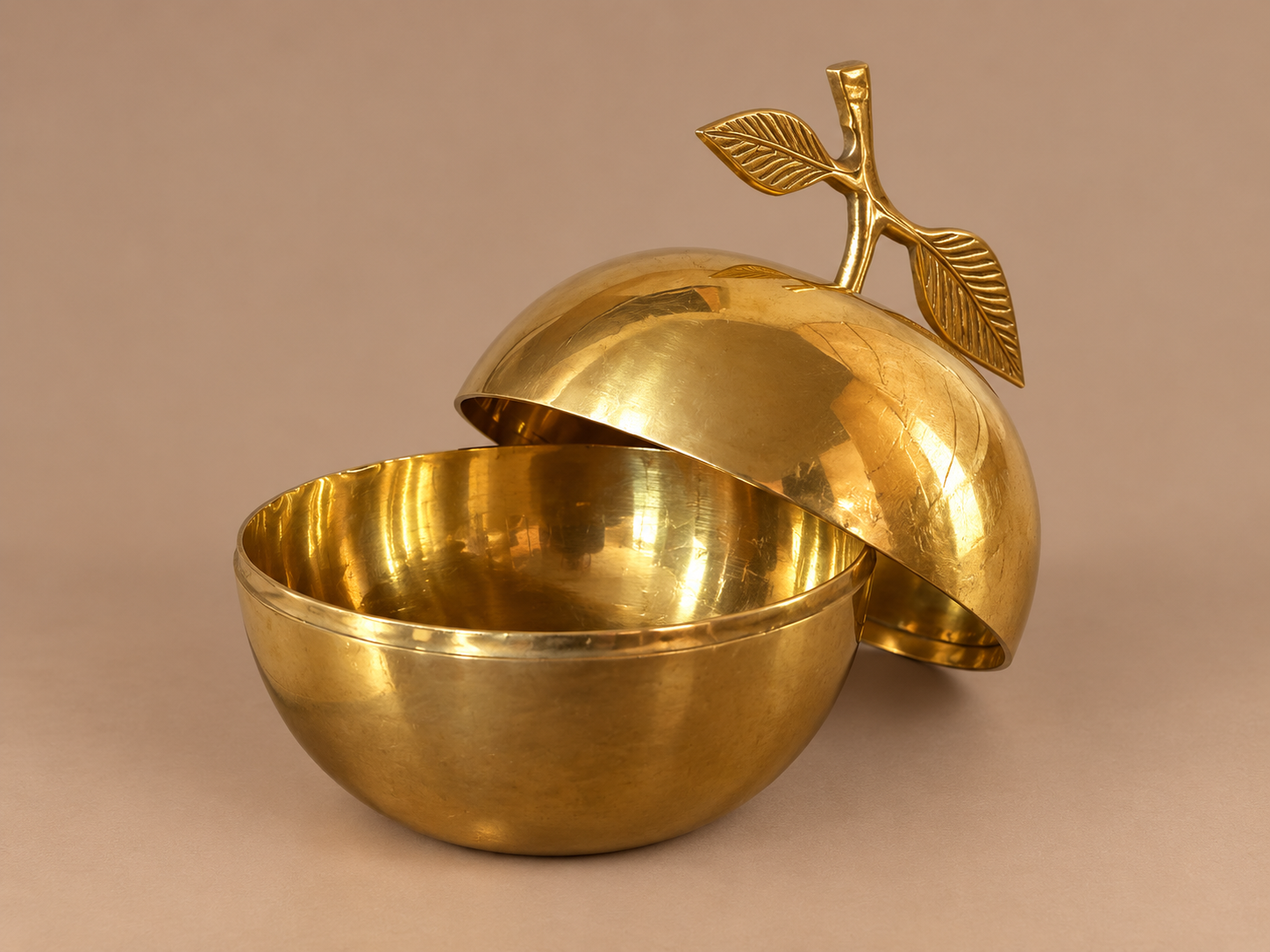 Open Golden Apple Keepsake Box (1).png