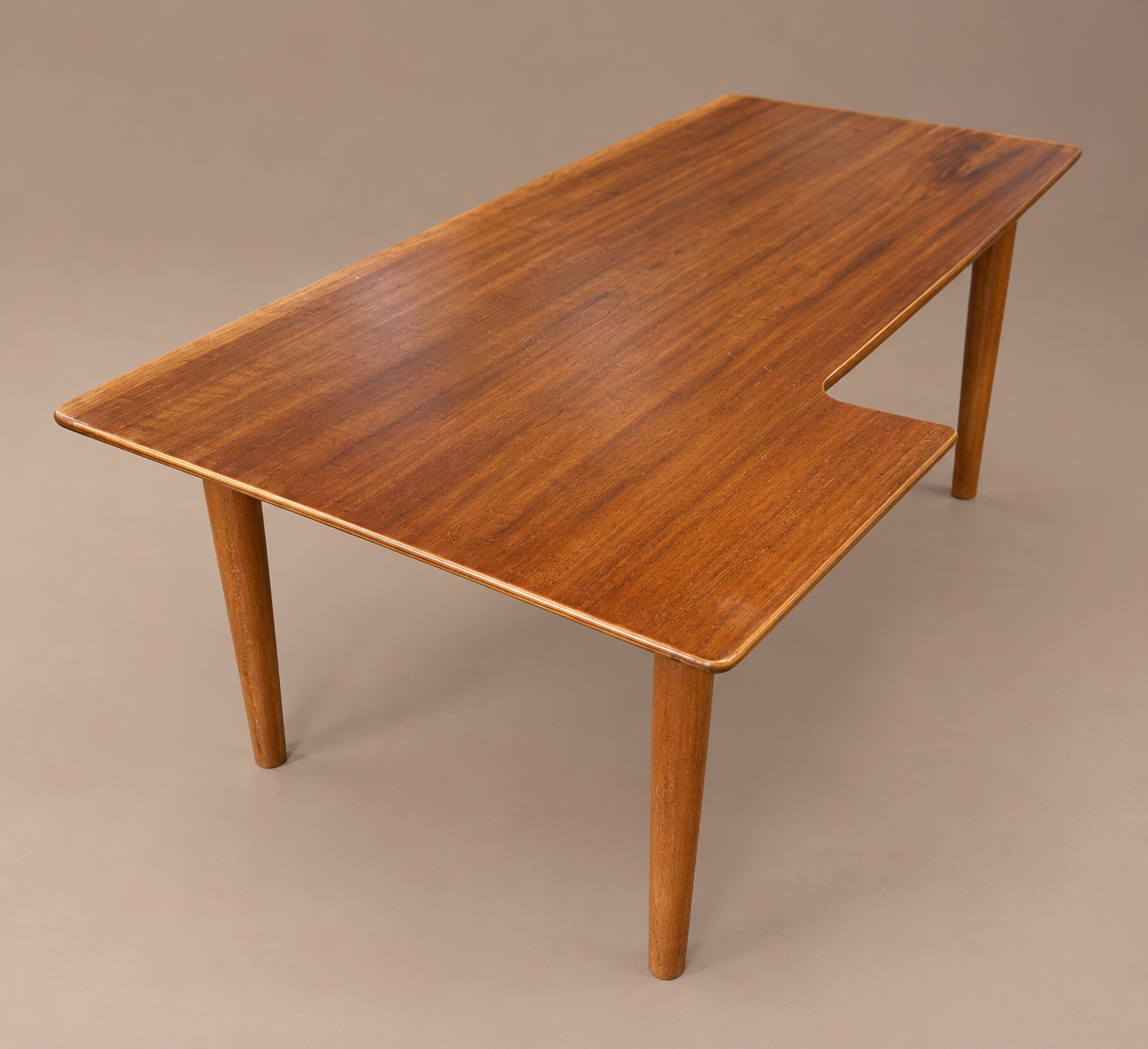 Mid-Century Notched Teak Table.png
