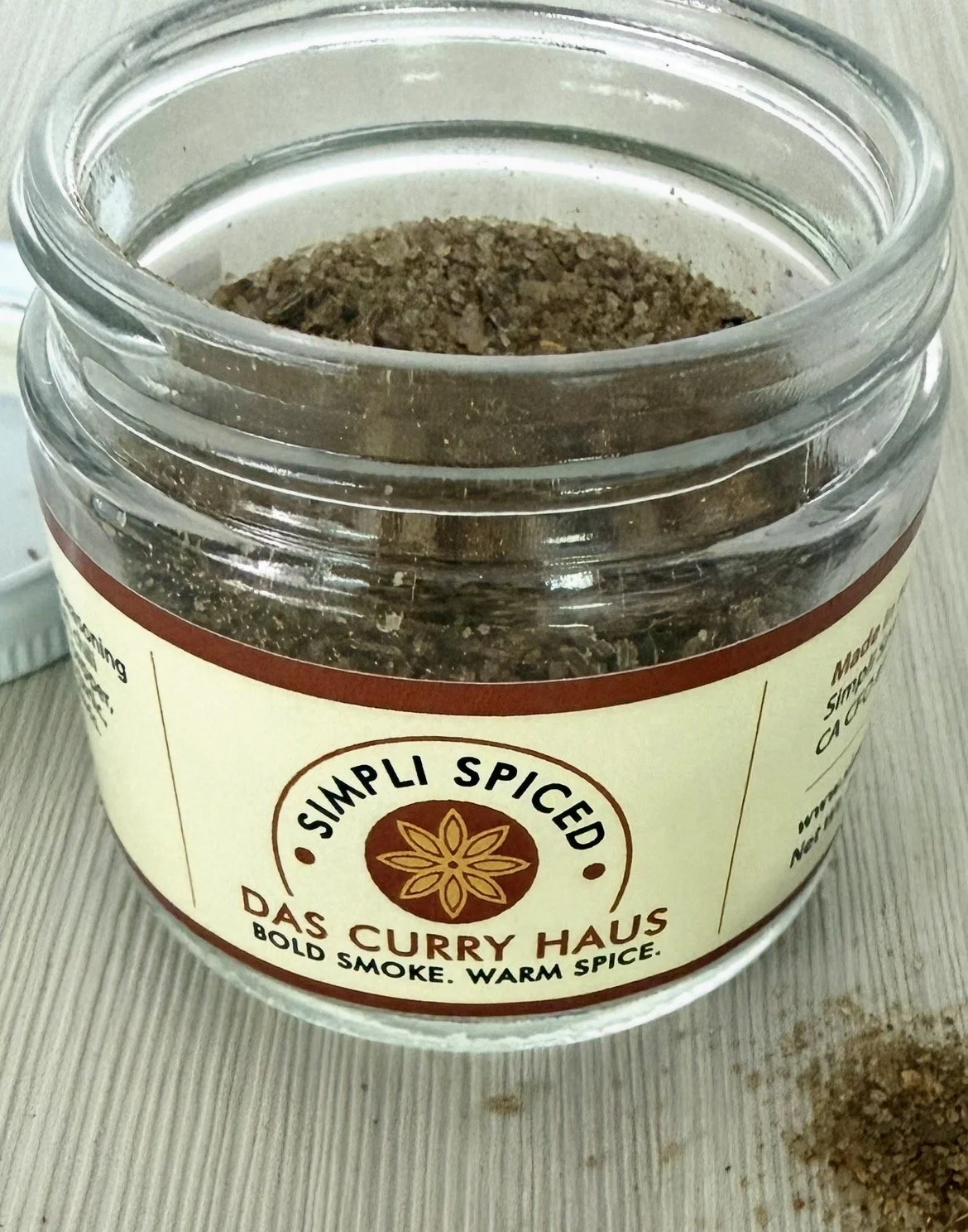 Das Curry Haus salt in a glass jar by Simpli Spiced