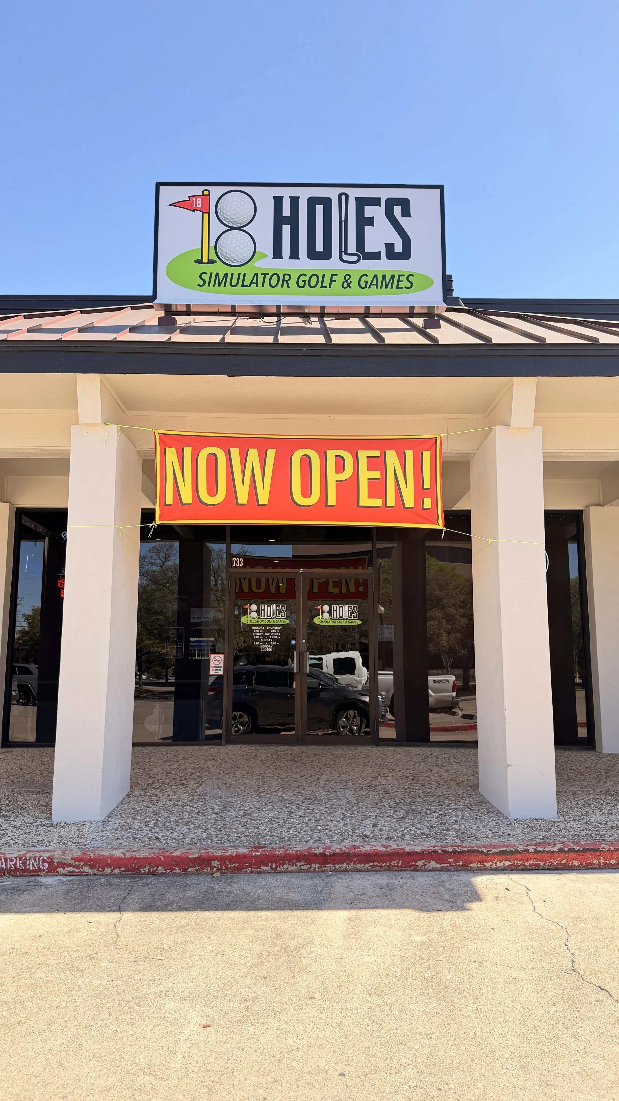 Pizza Friday at 18 Holes