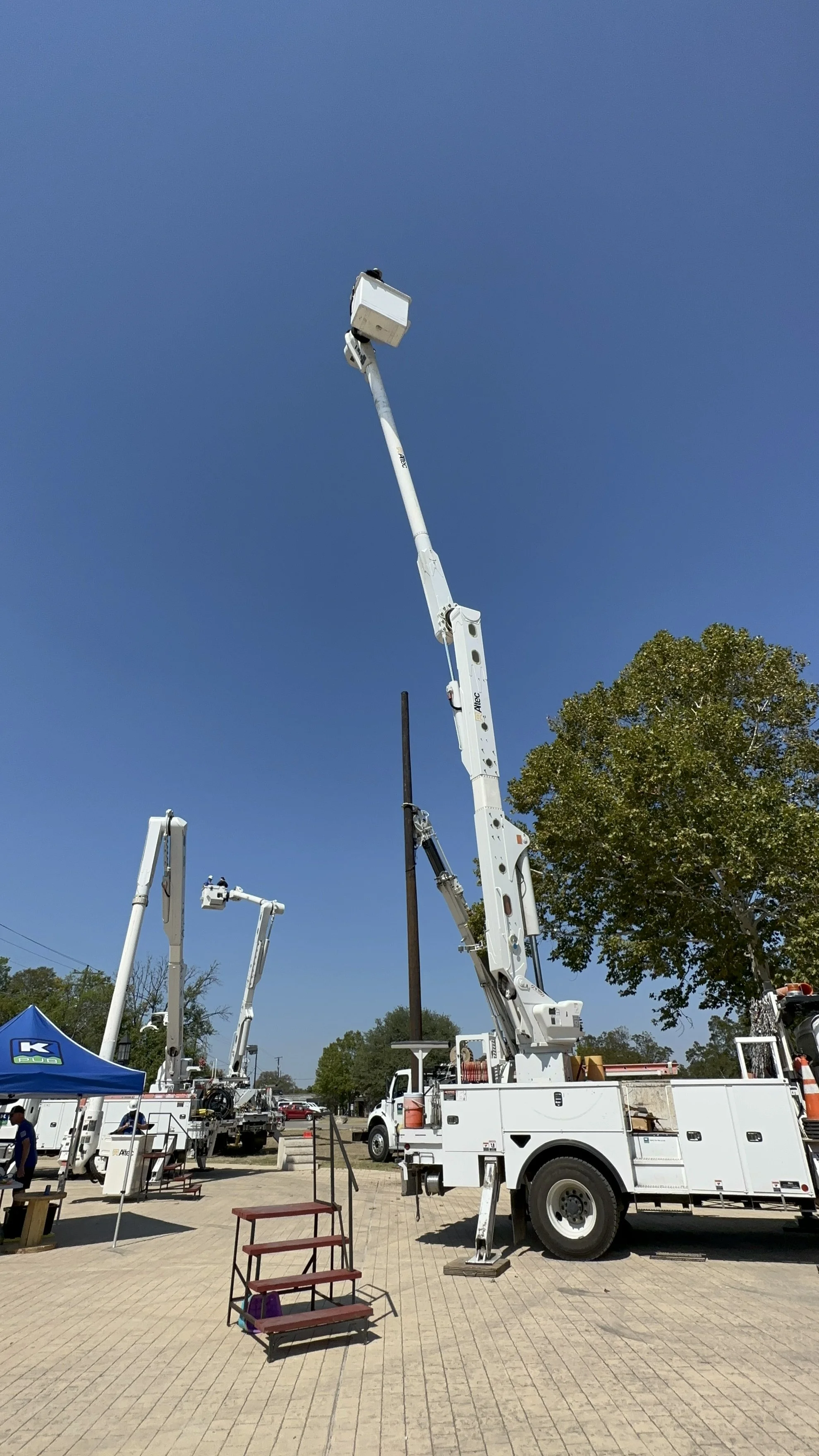 KPUB Bucket Truck Event