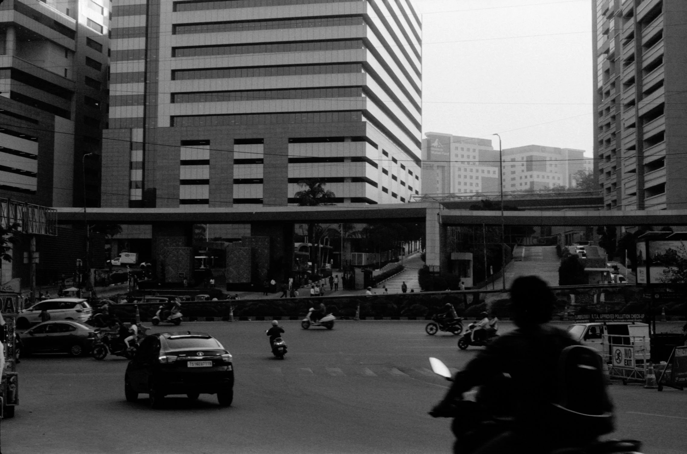 Exit towards Shaikpet