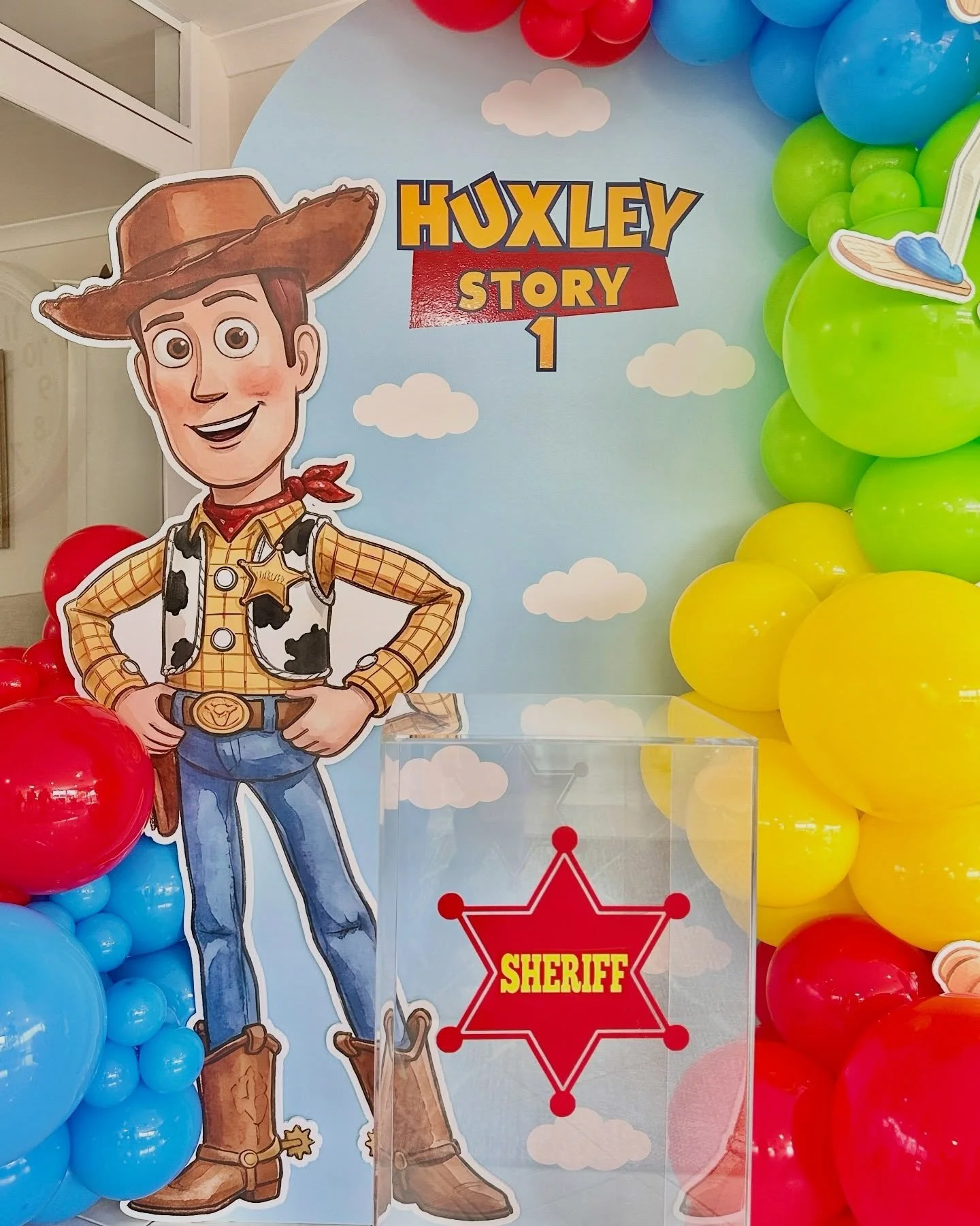 🤠 Howdy Huxley! Time to saddle up for your first adventure! Yee-haw!&rdquo; 

Huxley&rsquo;s Toy Story 1st Birthday was a toy box full of playfulness, colour and fun, because turning One deserves a special little celebration 

Our large Willow Class