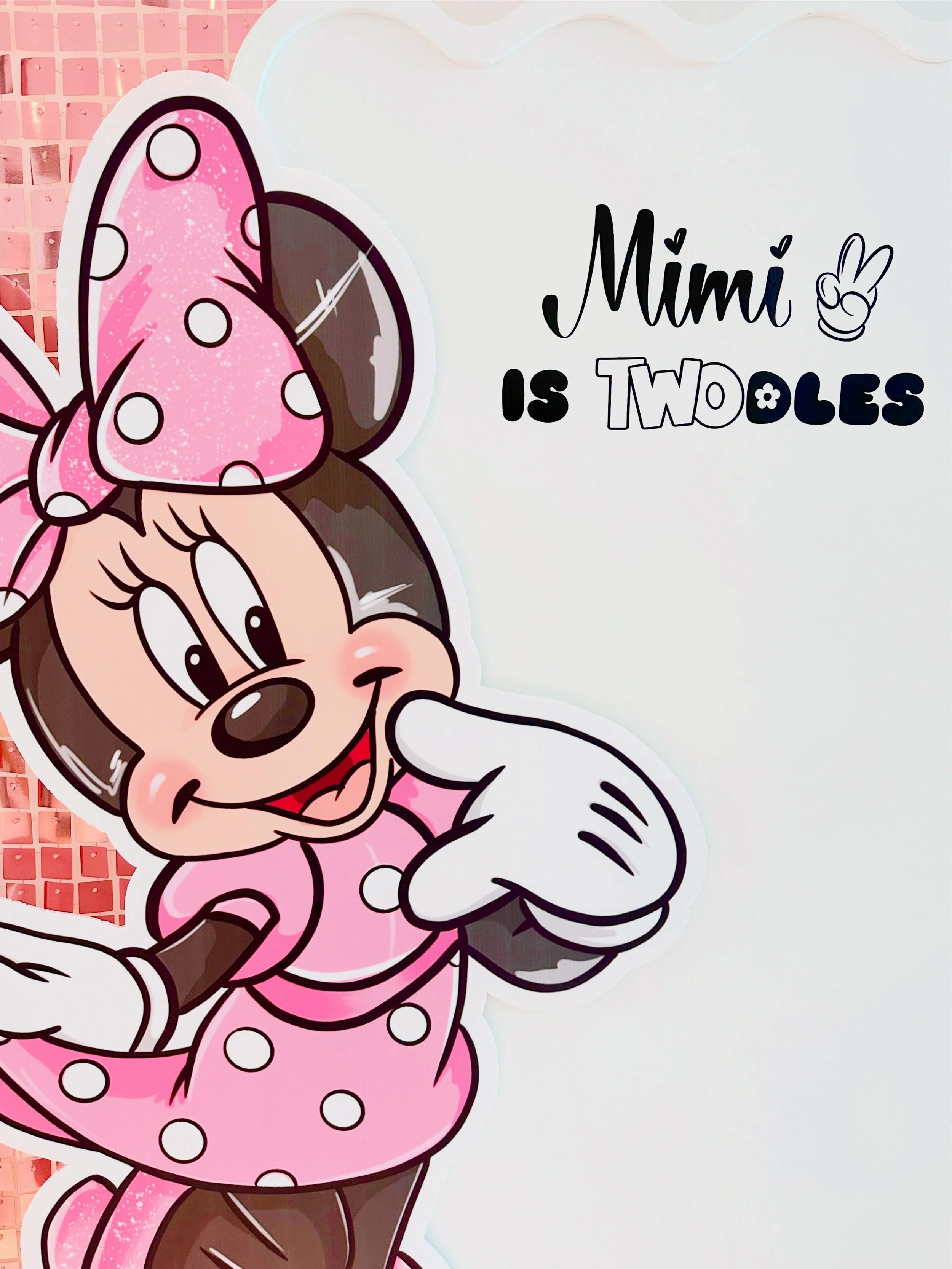 Oh TWOdles 🎀 Mimi&rsquo;s 2nd Birthday

Throw your birthday girl the most adorable Minnie Mouse party theme and make her birthday &lsquo;the happiest place on earth&rsquo; with the famous little mouse

Marisol wavy backdrop, small pink shimmer wall,