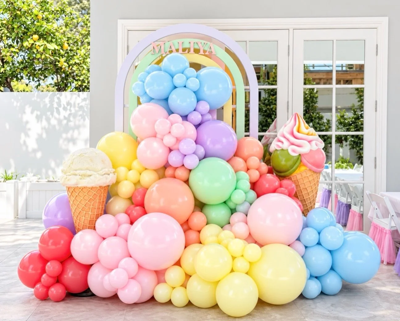 Maliya Turns Six 🍦💕 A Sweet Treat Inspired 6th Birthday Party!

A little ice cream, a sprinkle of sweetness and a whole lot of birthday magic! ✨

Our gelato inspired balloon installation, rainbow arch backdrop and lifesize ice cream props came toge