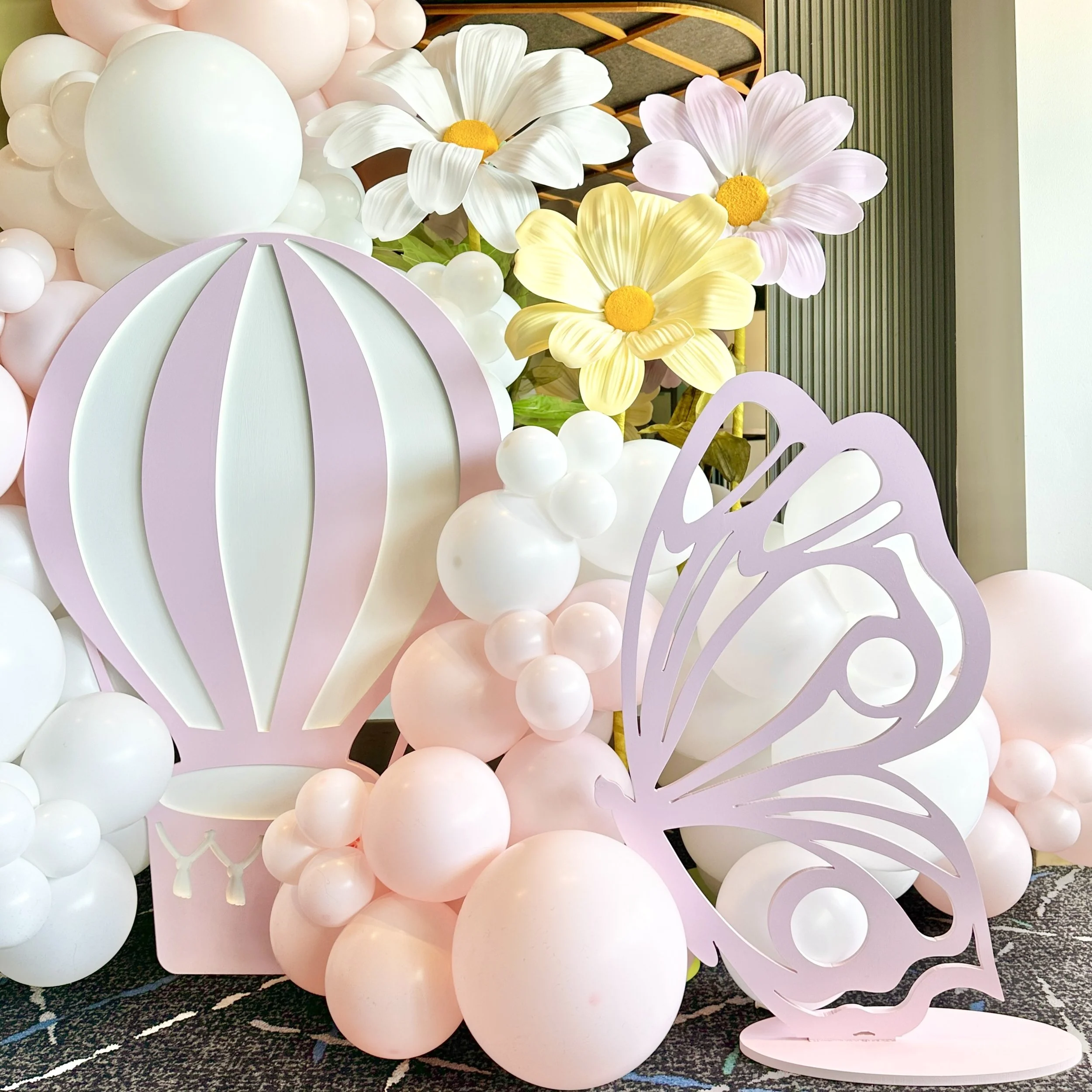 Floral Baby Shower Hot Air Balloon, Butterfly and Daisy Props.JPG