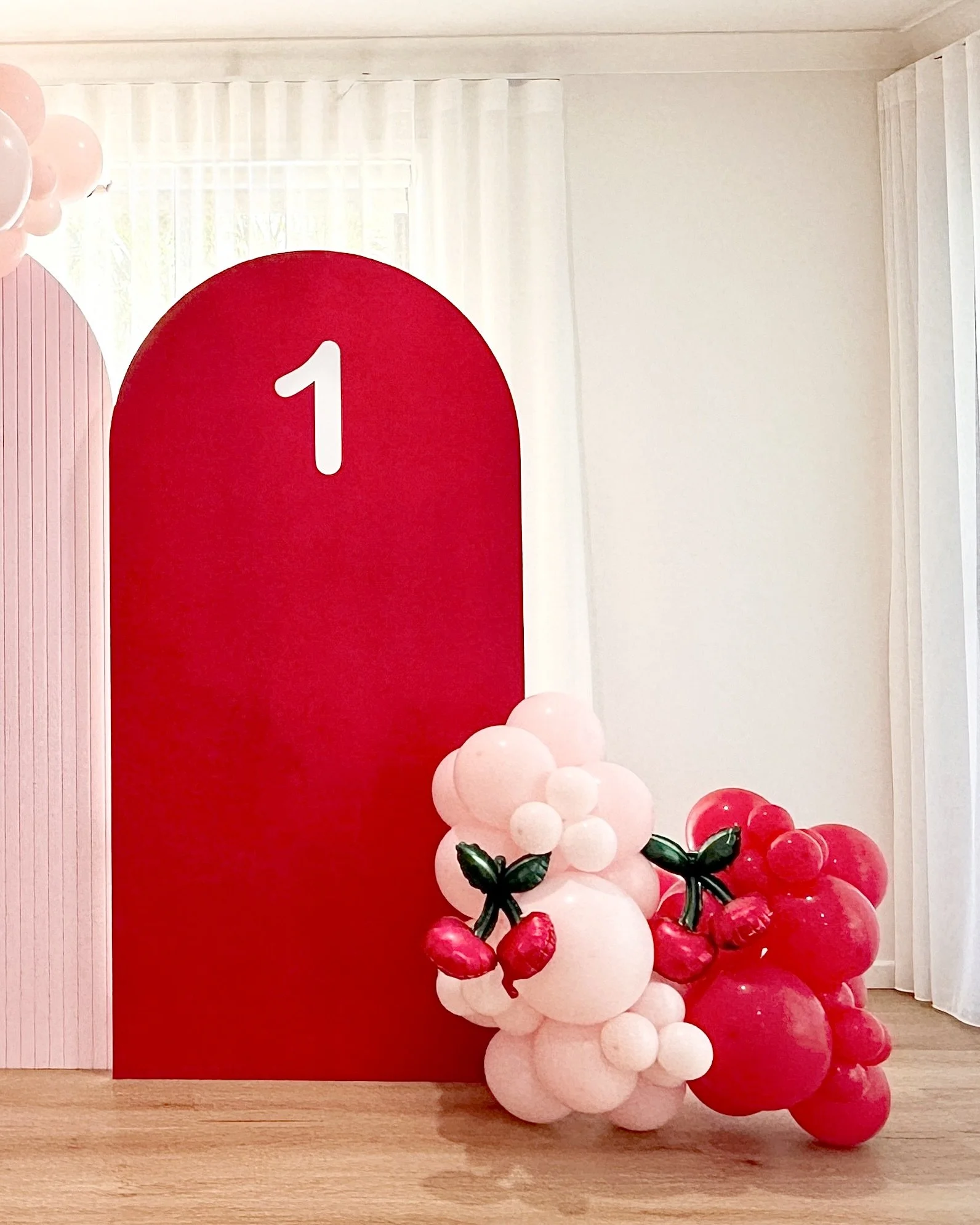 Red arch party backdrop