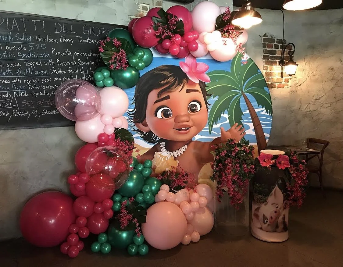 Round Moana themed backdrop