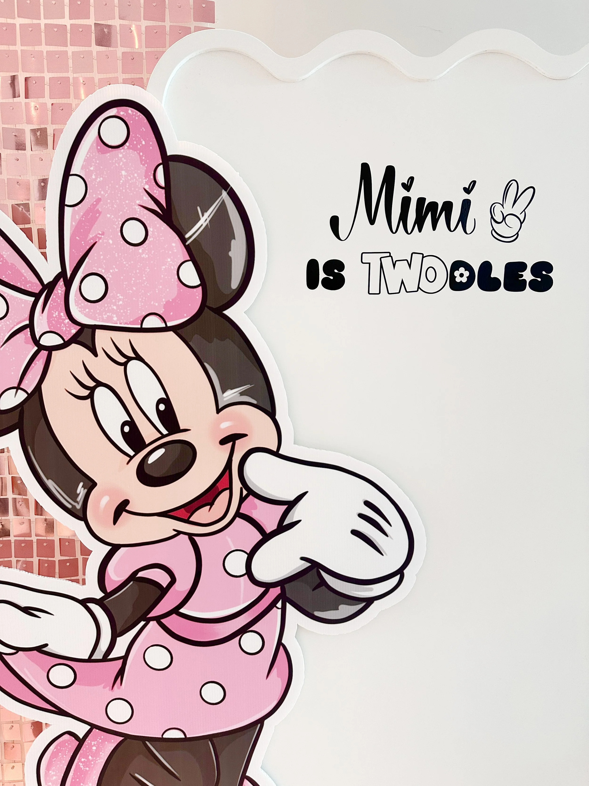 MINNIE MOUSE 1.7m H x 90cm W