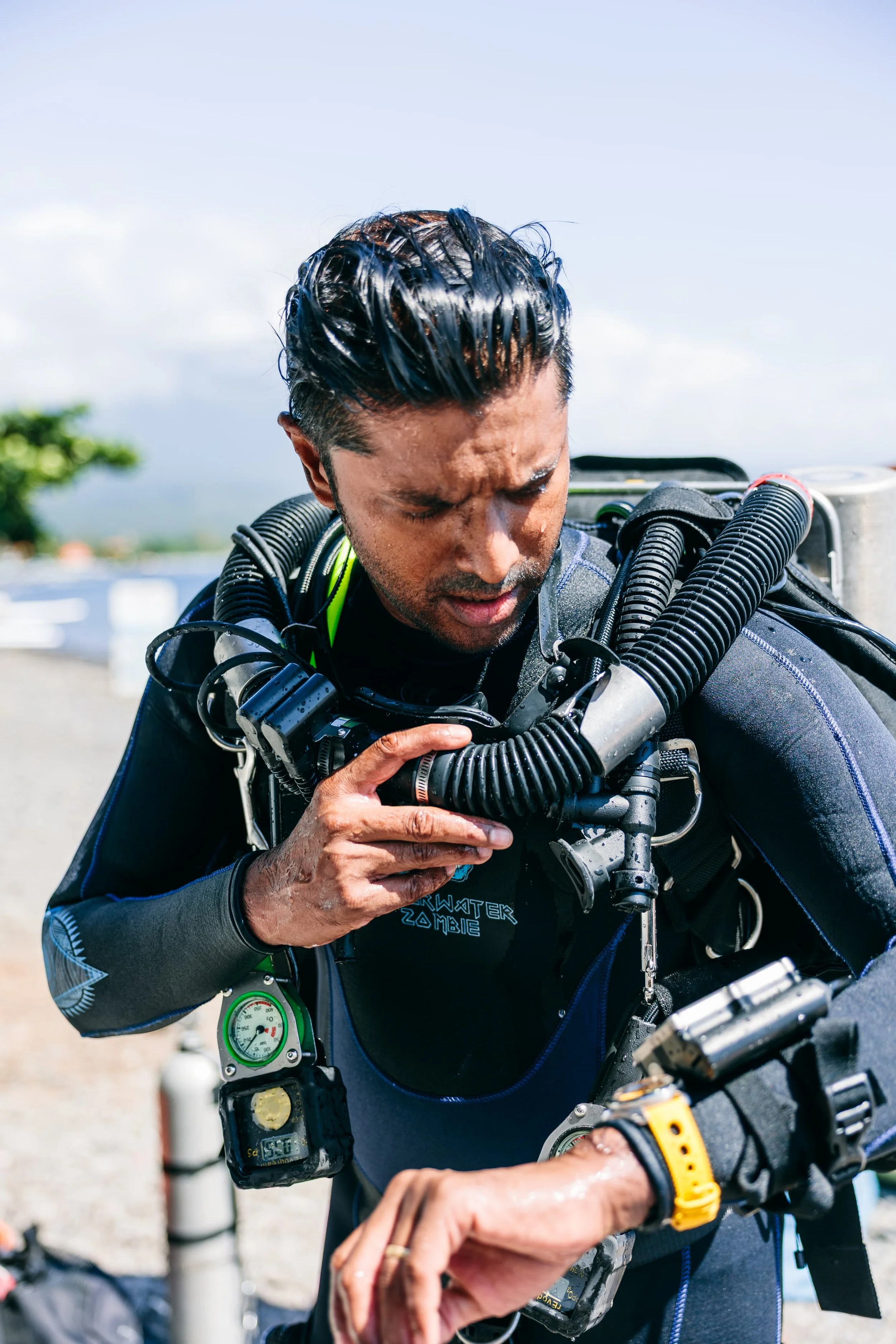 diving in amed bali beach