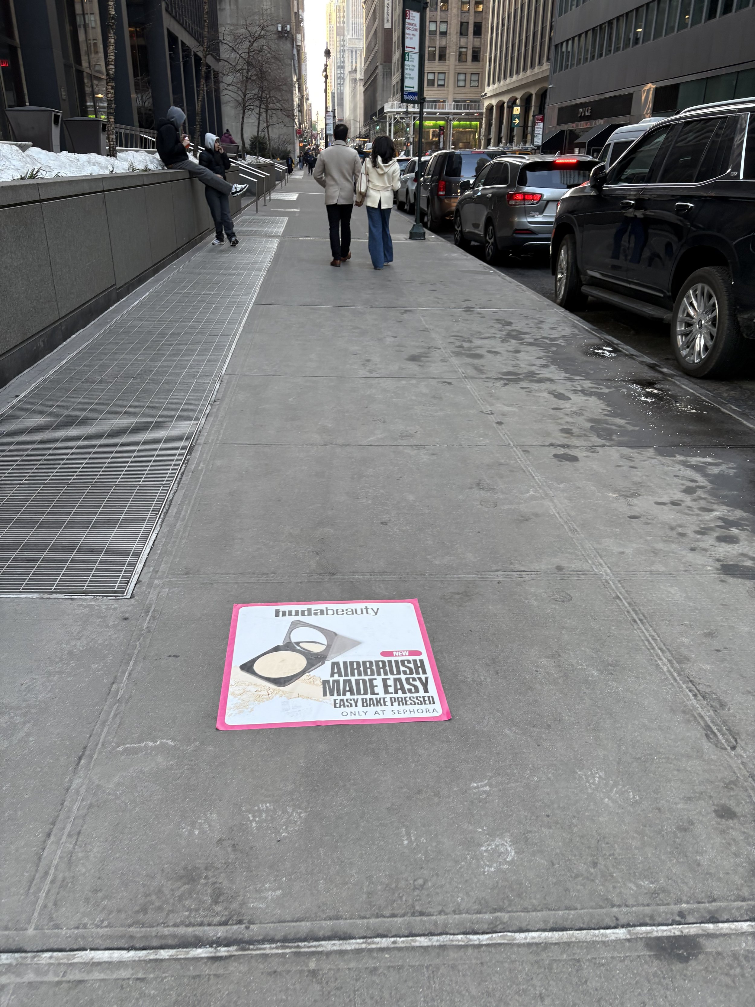 sidewalk graphic in the streets of nyc