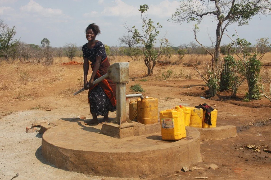 Pozo de agua potable en Tanzania