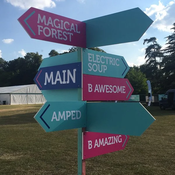 Blove_signage.jpg