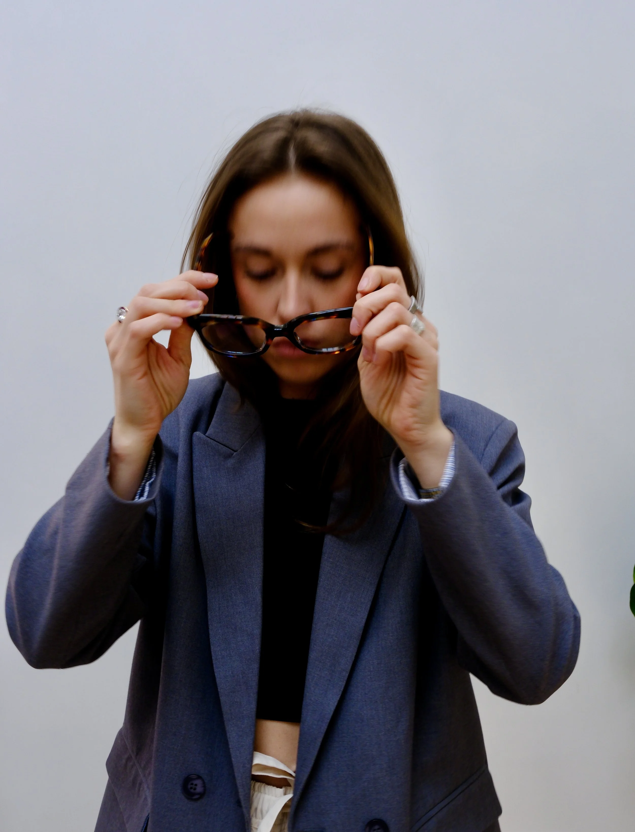 Eva Patoir, fondatrice de l’agence Veya spécialisée en stratégie et visibilité pour les marques du bien-être.