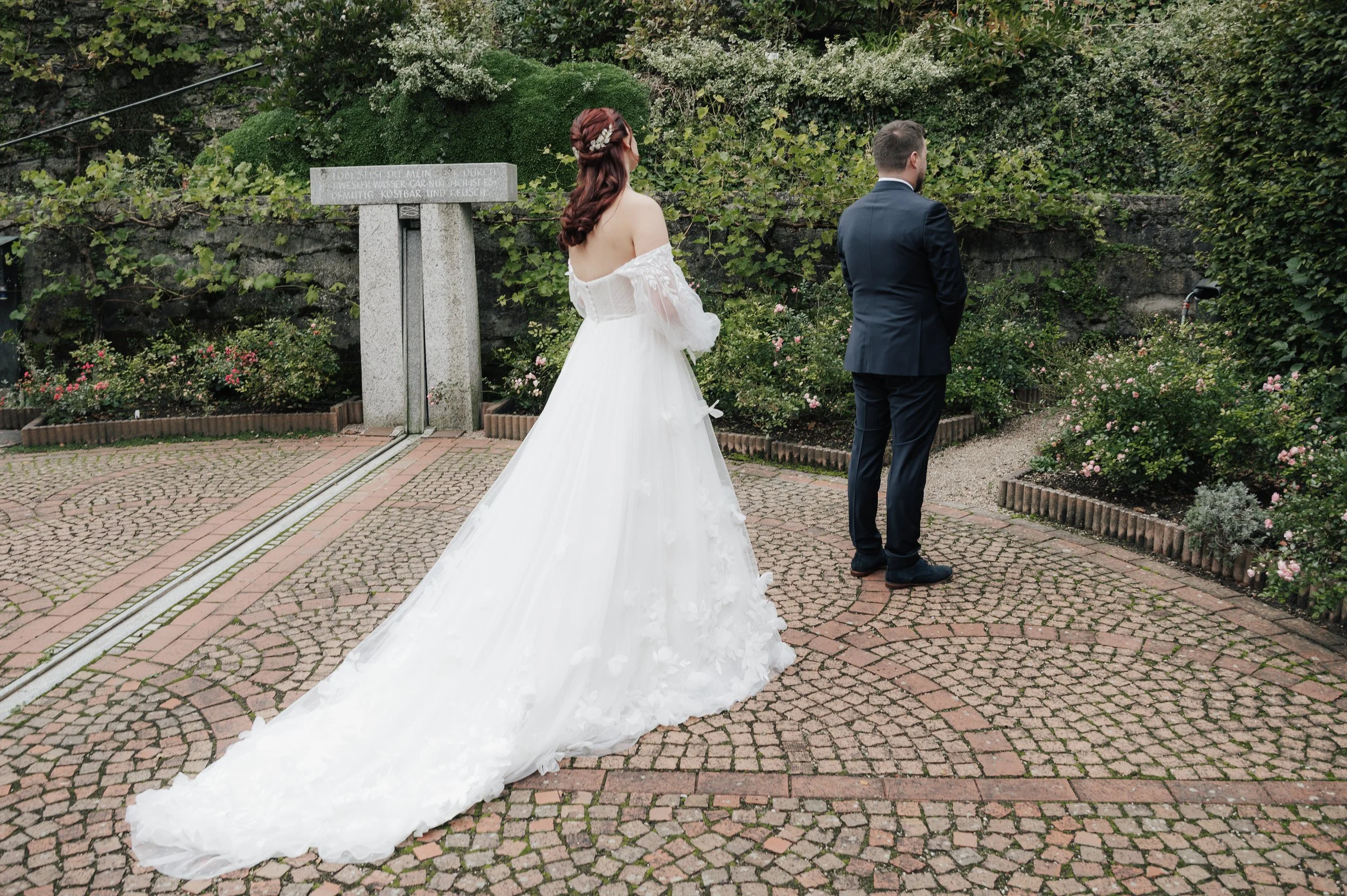 Vicky-Marvin_First Look_9.jpg