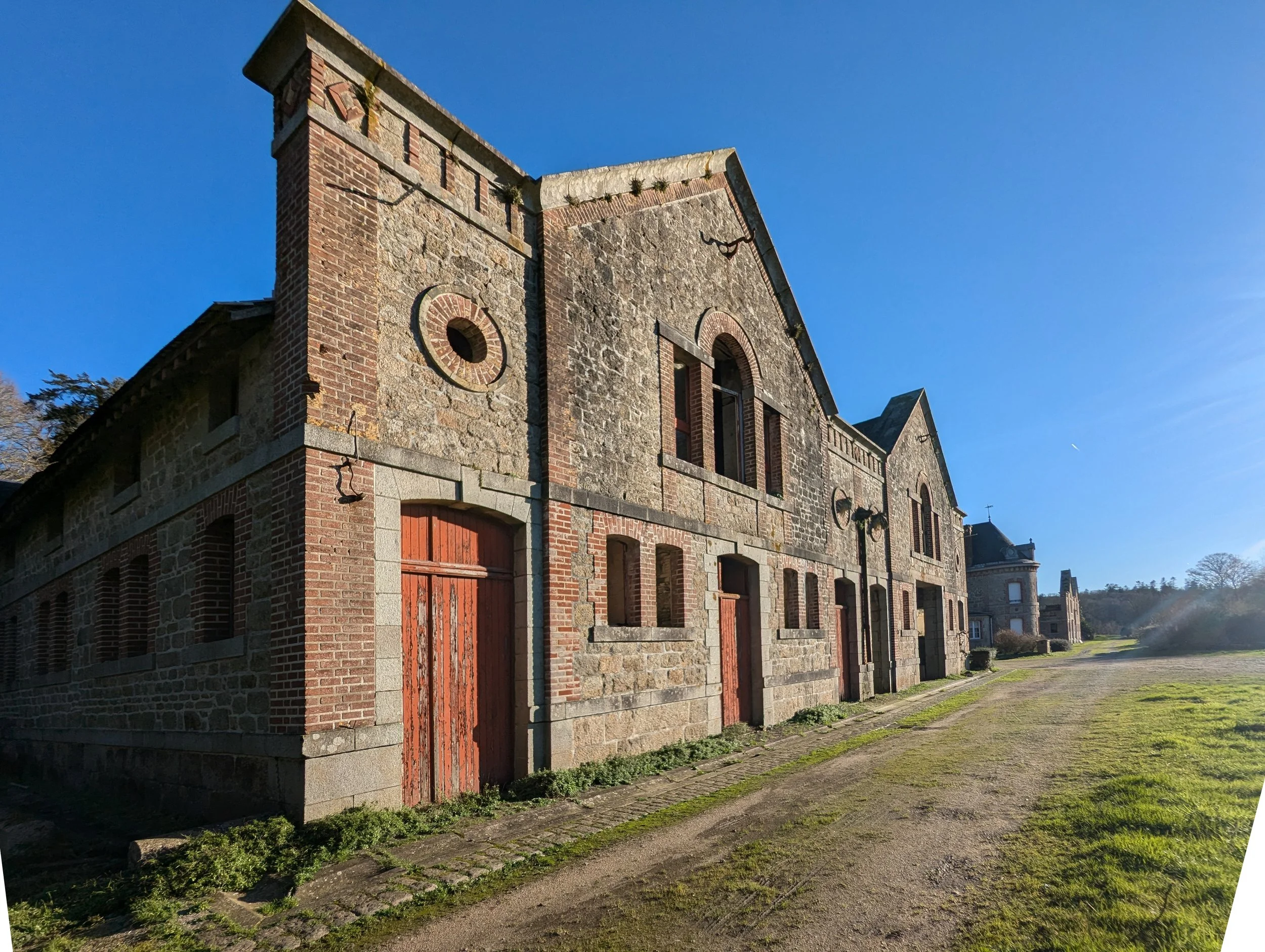 Aile Nord Façade Ouest copie.jpg