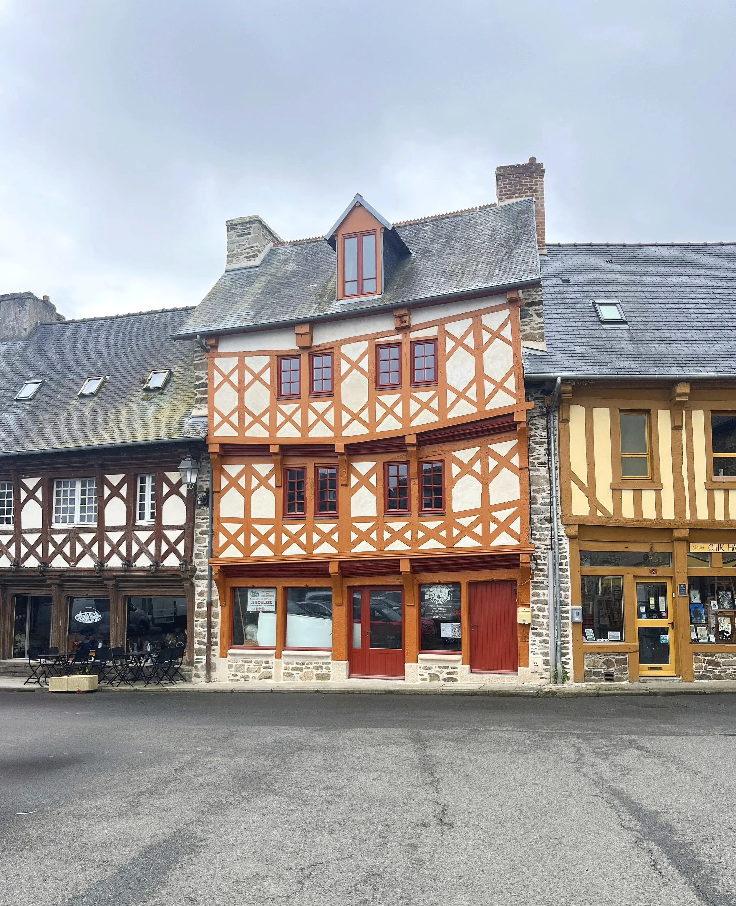 PANS DE BOIS