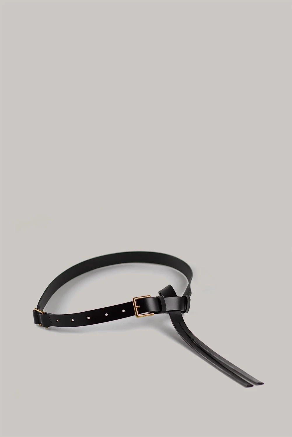 TWO TAIL LEATHER TAWSE BELT
