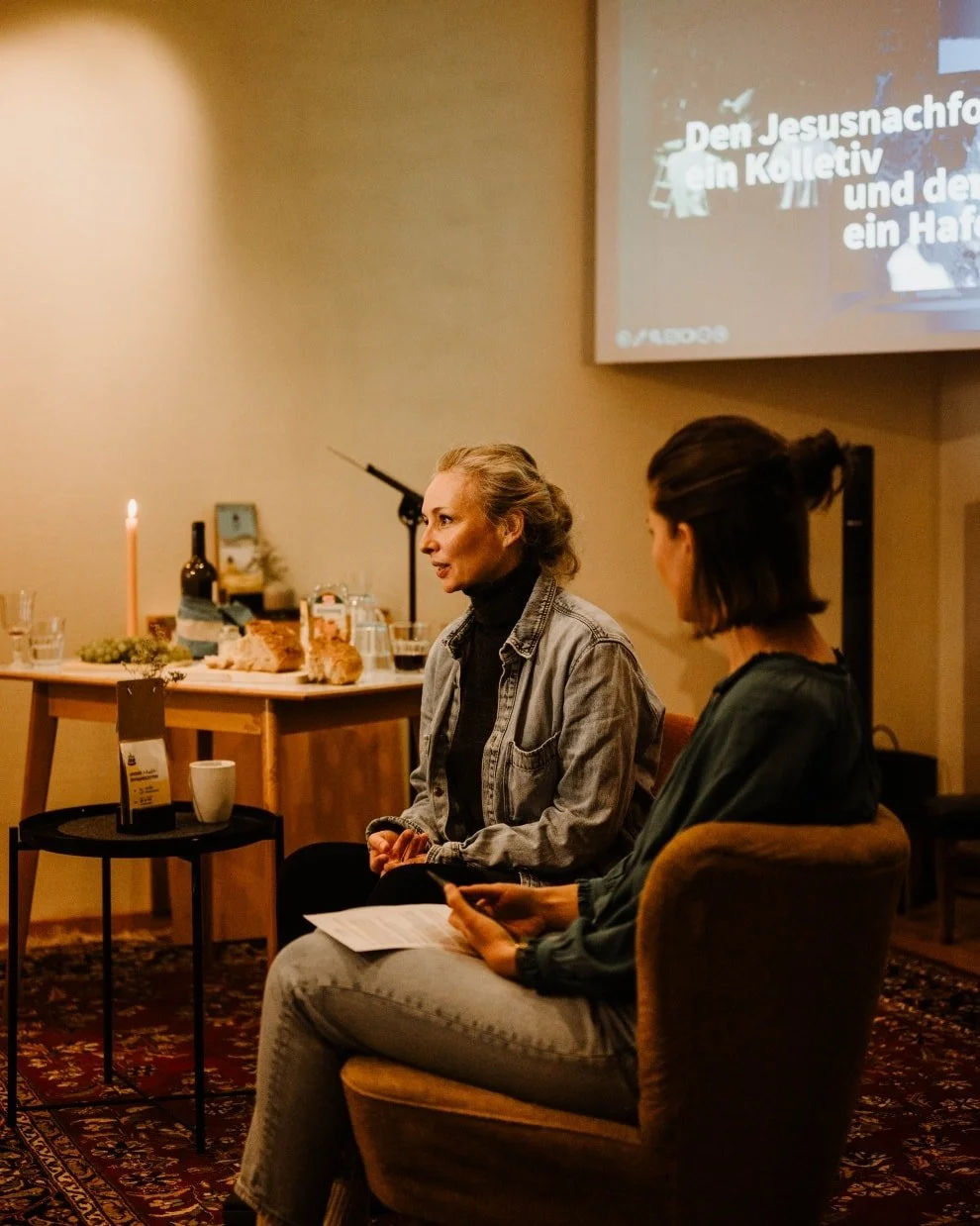 Kirche bei den Menschen - Wir sind nicht nur eine Kirche f&uuml;r die Menschen, sondern bei den Menschen. Wir legen mehr Wert auf Beziehungen und weniger auf Show oder perfekte Fassaden. 

#stadthafen #kirchebeidenmenschen #zusammenglauben