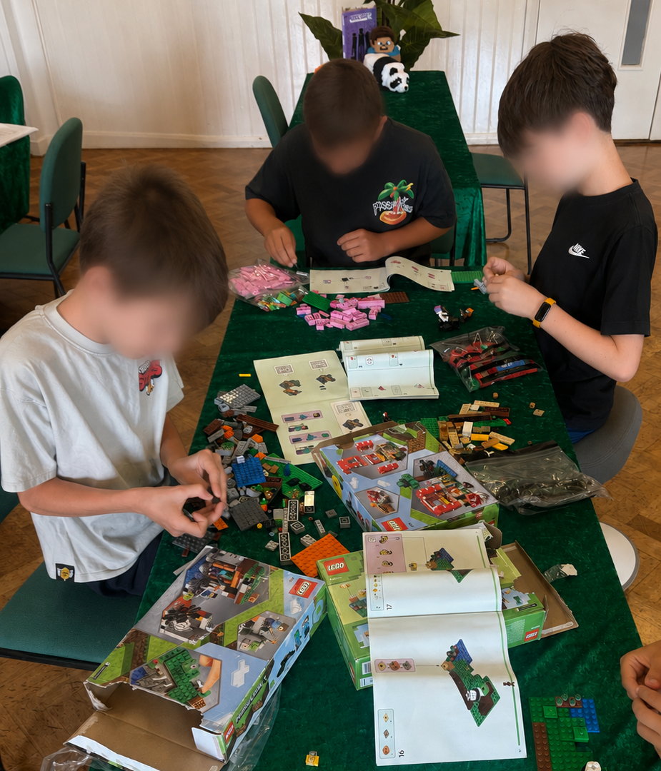 Lego table.png