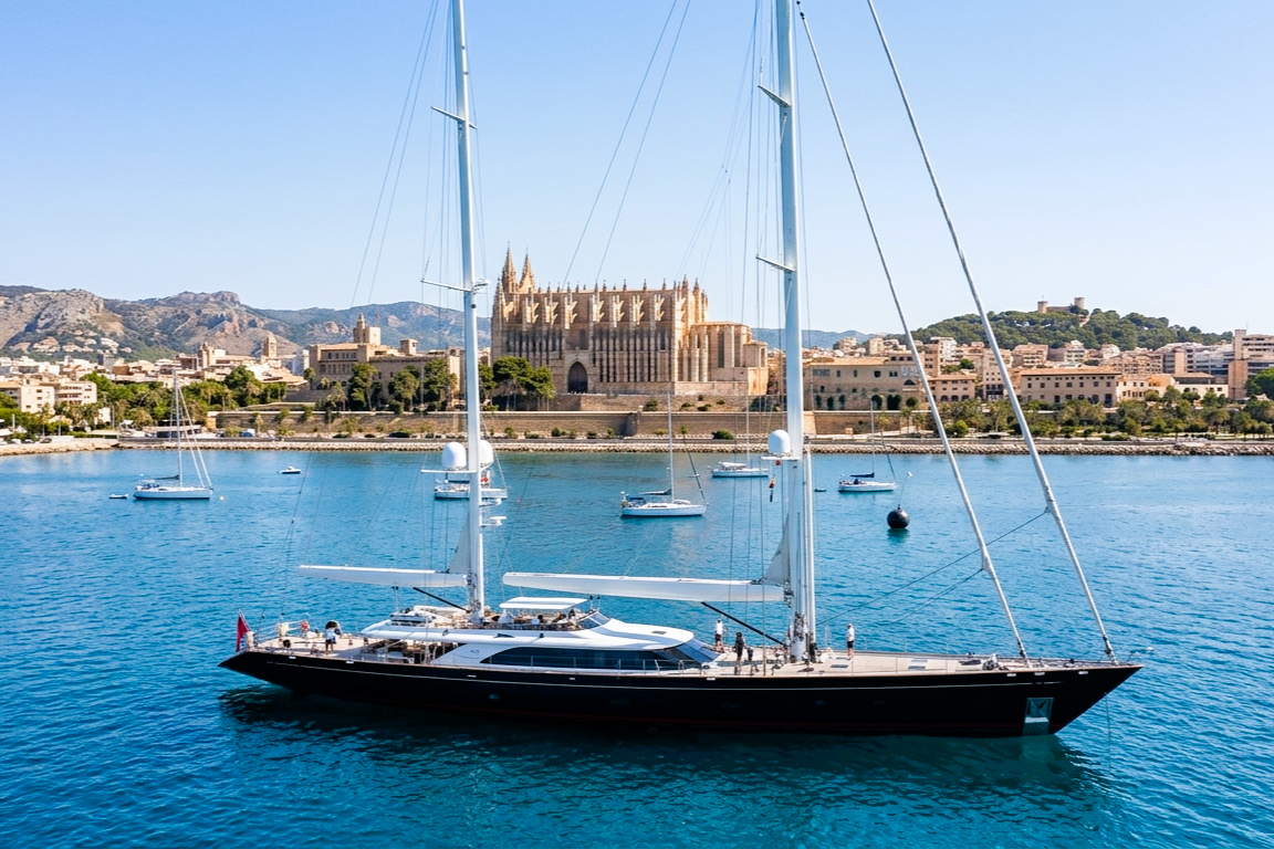 Yacht Crew Resilience Mental Health Coach Yacht Palma Mallorca Justine Williamson