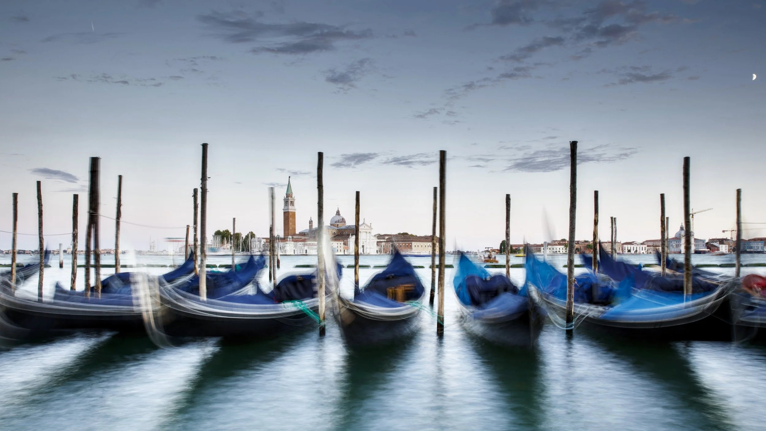 Venice boat 0ne 3.jpeg