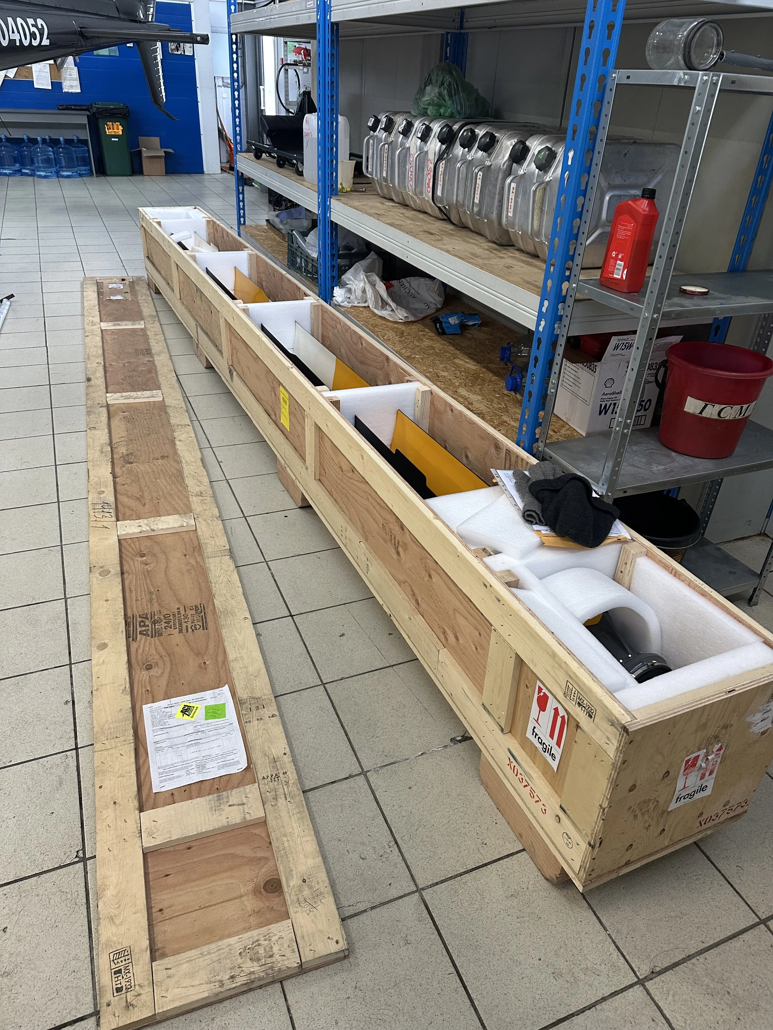 В наличии! С005-12.CS Лопасти для вертолета Robinson R44