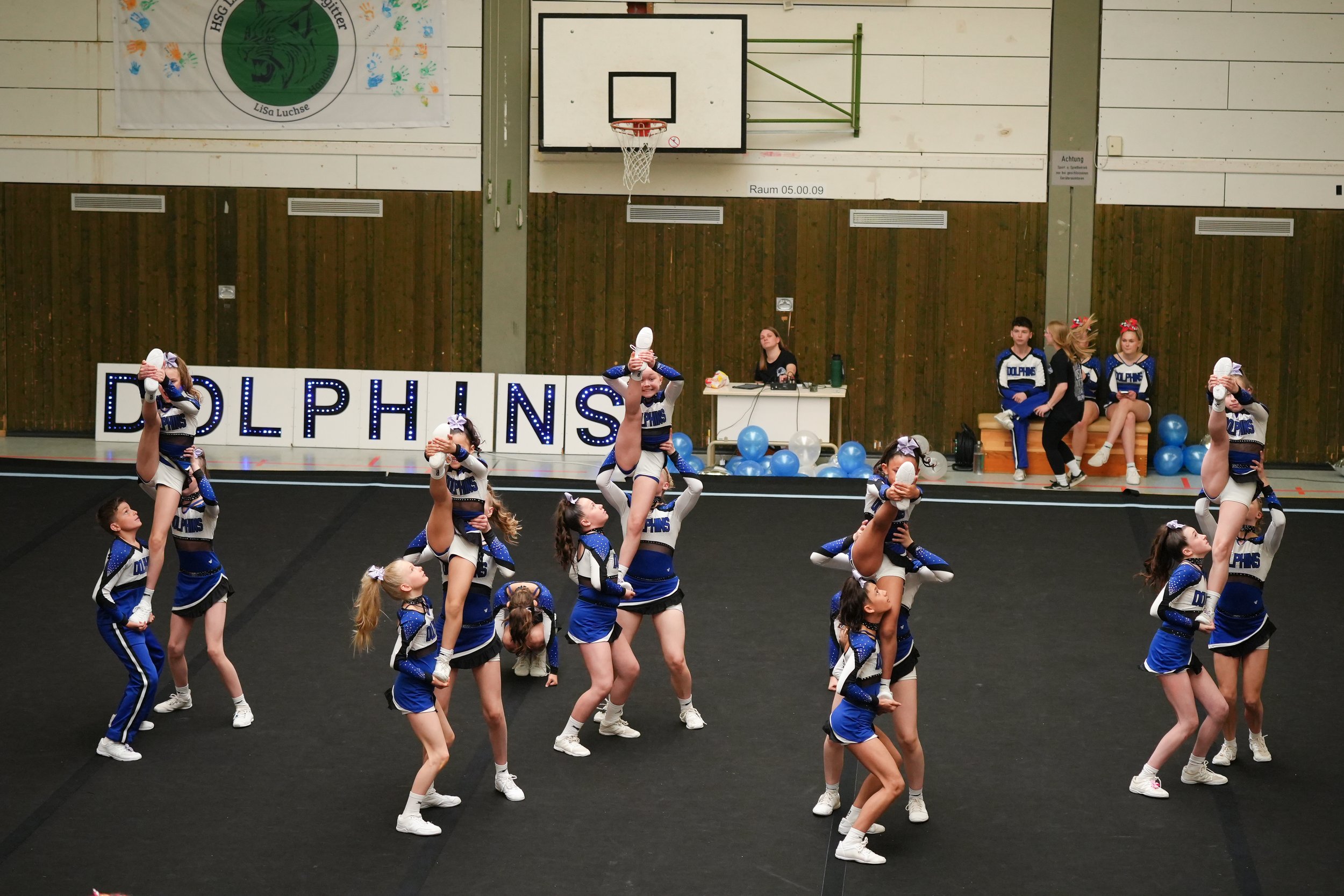 Dolphins (104 of 885).jpg