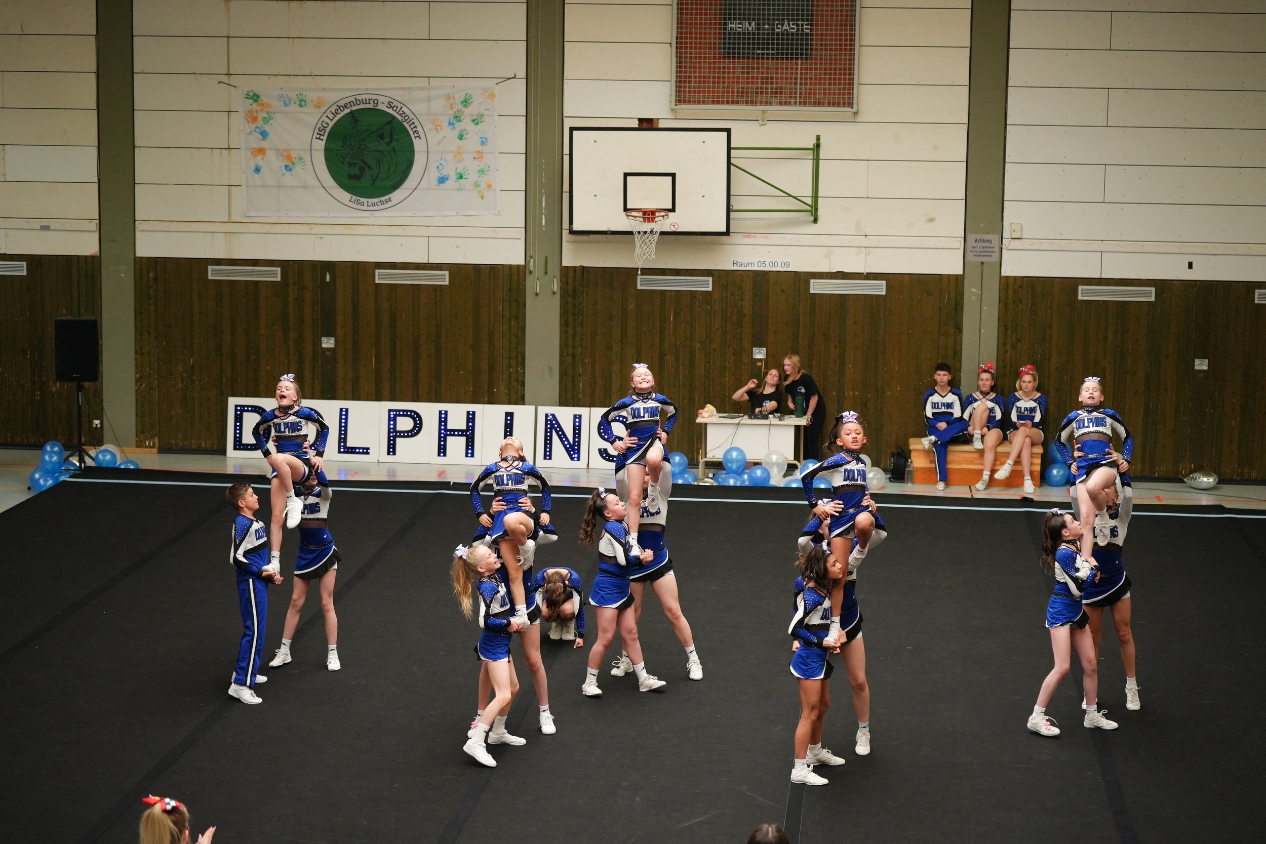 Dolphins (105 of 885).jpg