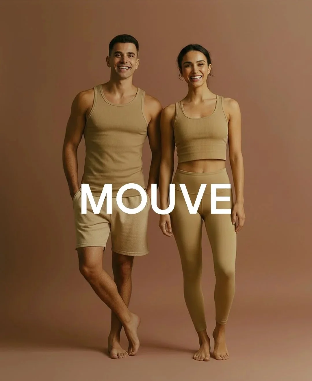 A man and woman standing together, smiling, dressed in beige athletic wear, with the word 'MOUVE' overlaid on the image.