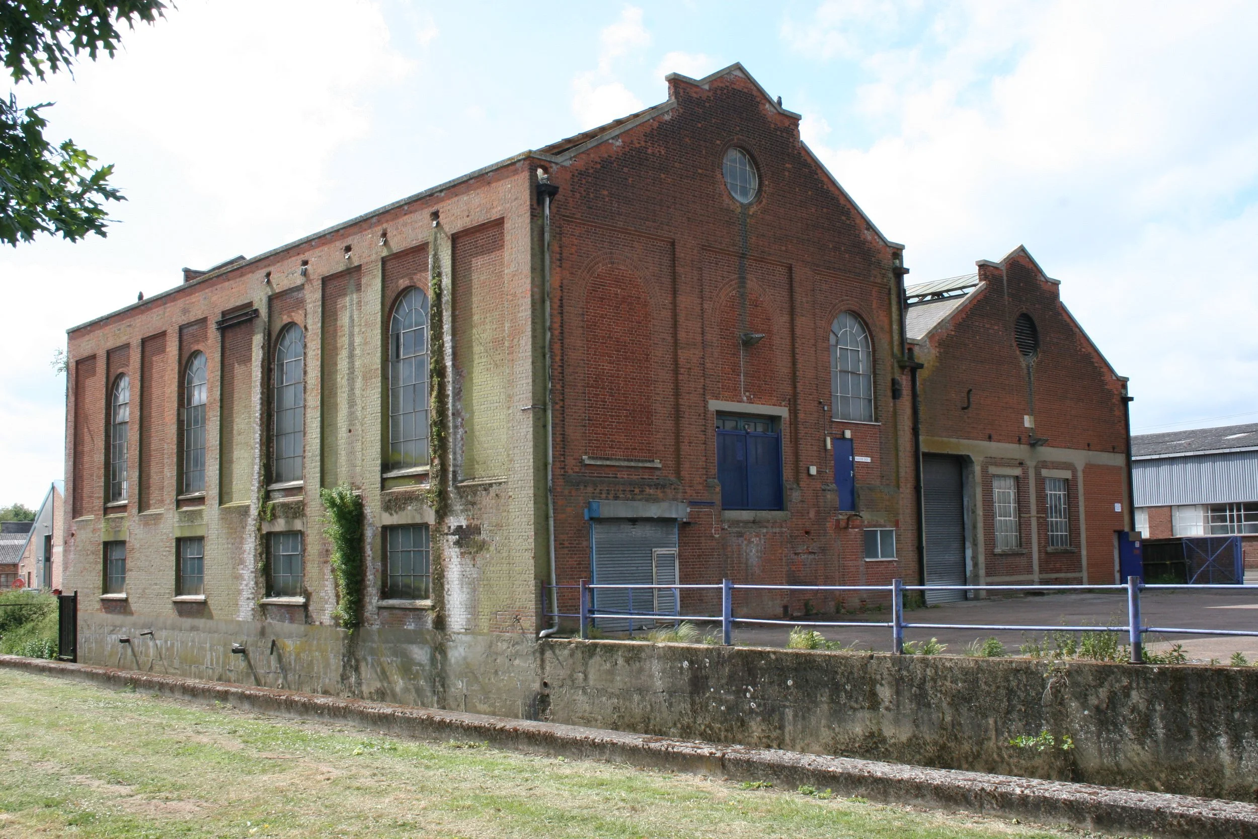 Industrial & Commerical Buildings