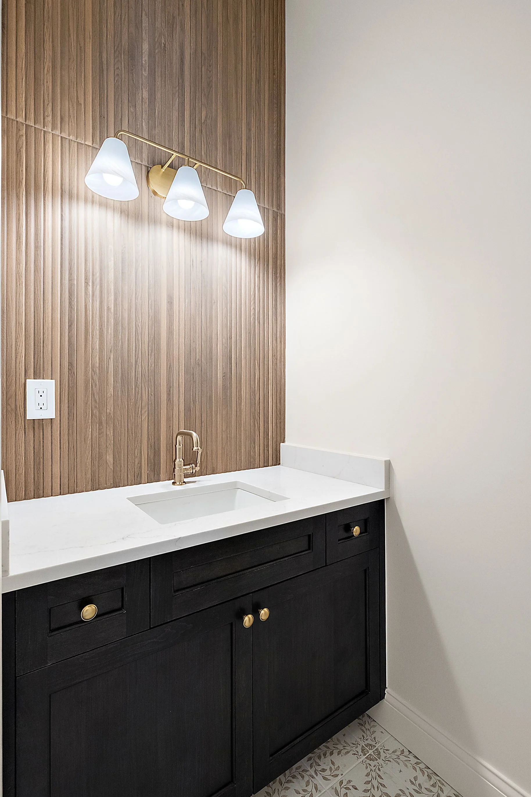 62-54237 Trieste-62.jpg