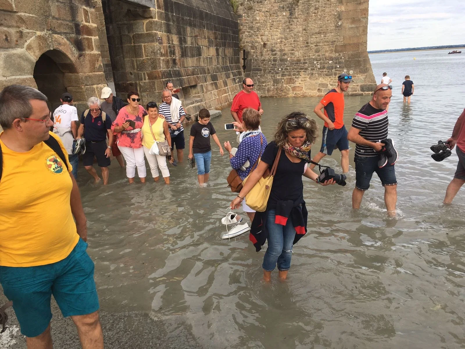 alta marea mont saint Michel normandia