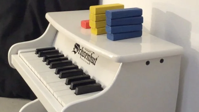 Mauro Agagliate - "Fibonaccident" - Opera per toy piano e pianoforte sulla serie di Fibonacci / Work for toy piano and piano based on Fibonacci sequence.